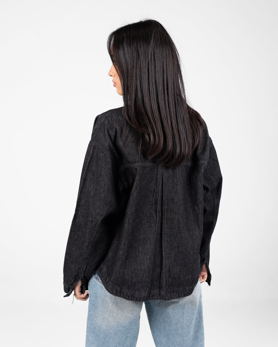 سترة جينز نسائية