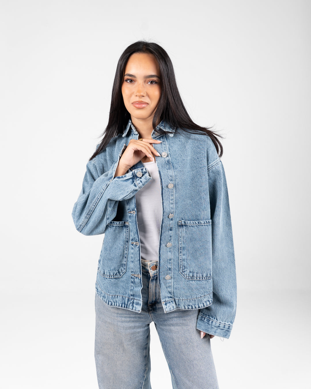 سترة جينز نسائية