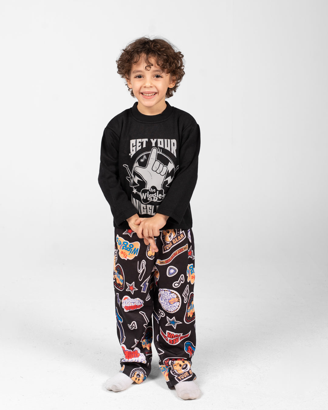 بيجامات أولاد بياقة دائرية