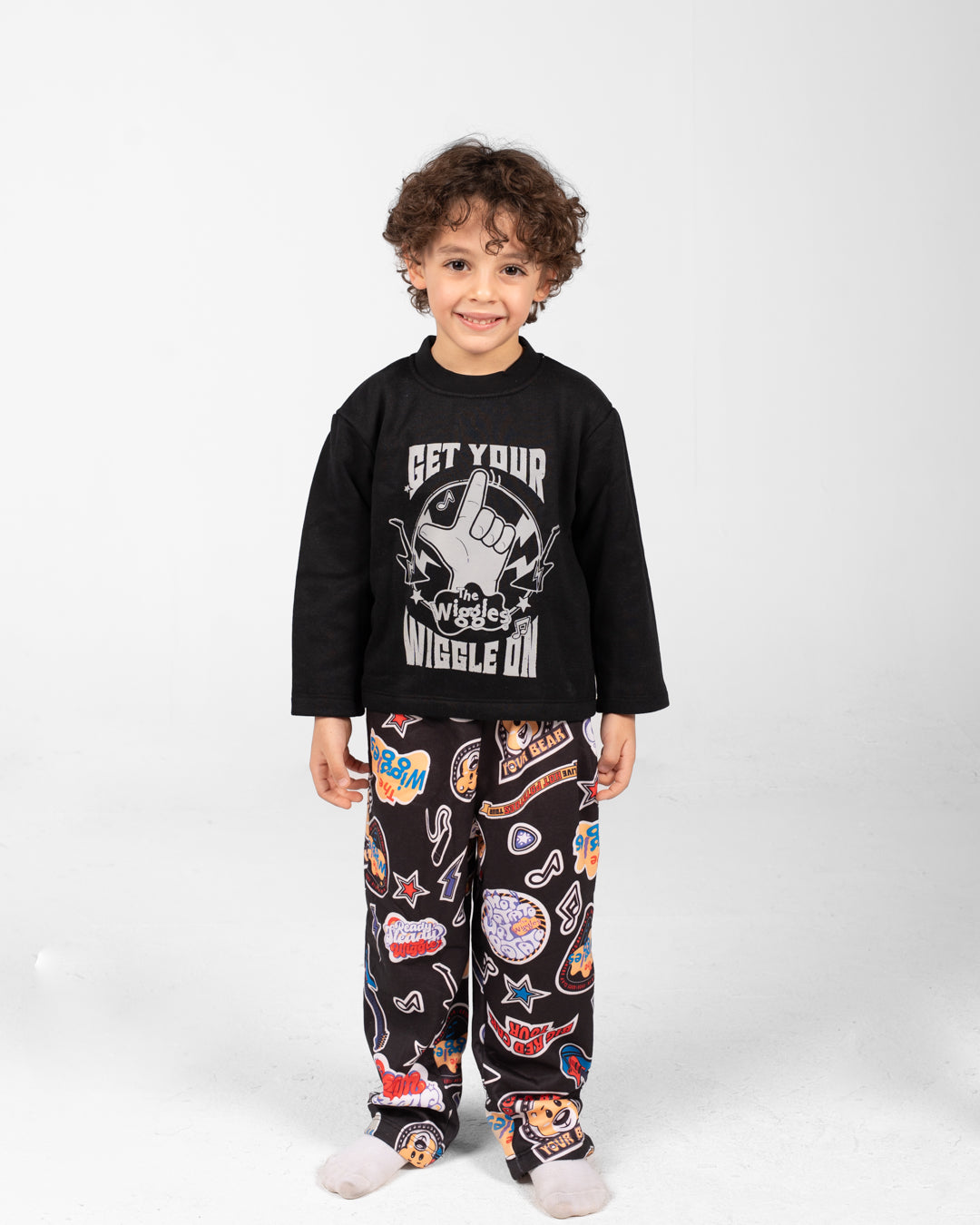 بيجامات أولاد بياقة دائرية