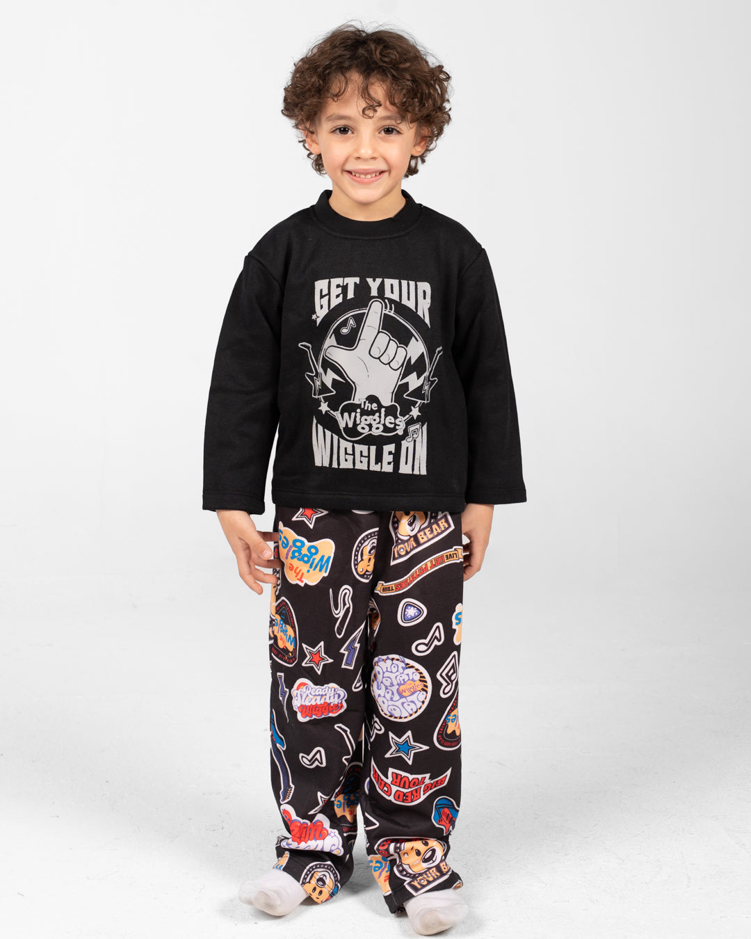 بيجامات أولاد بياقة دائرية