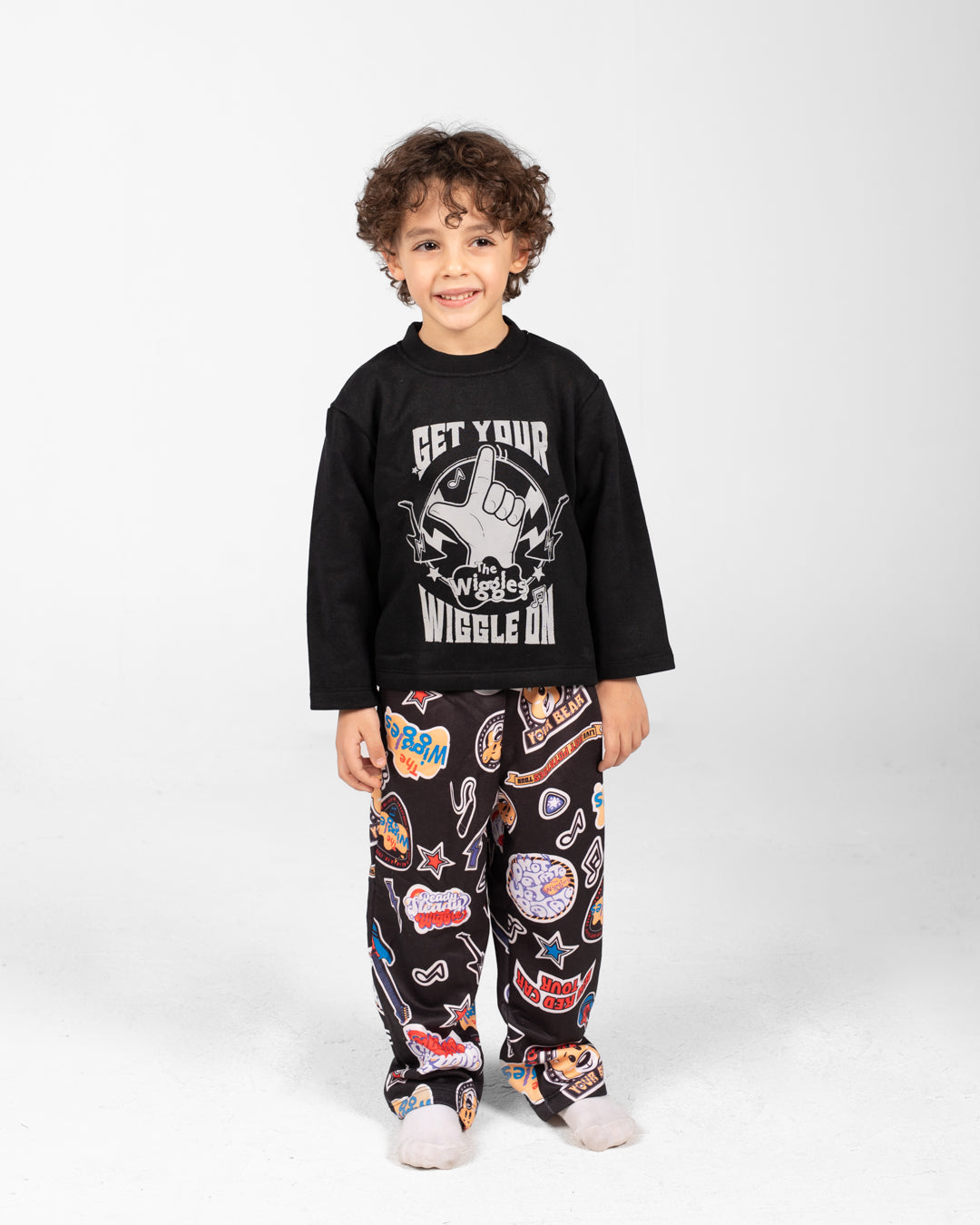 بيجامات أولاد بياقة دائرية