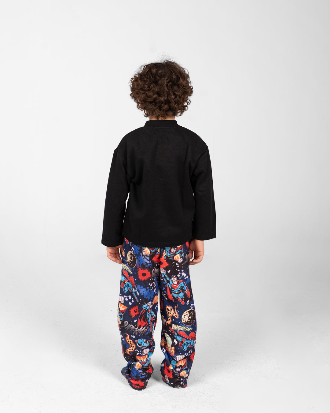 بيجامات أولاد بياقة دائرية