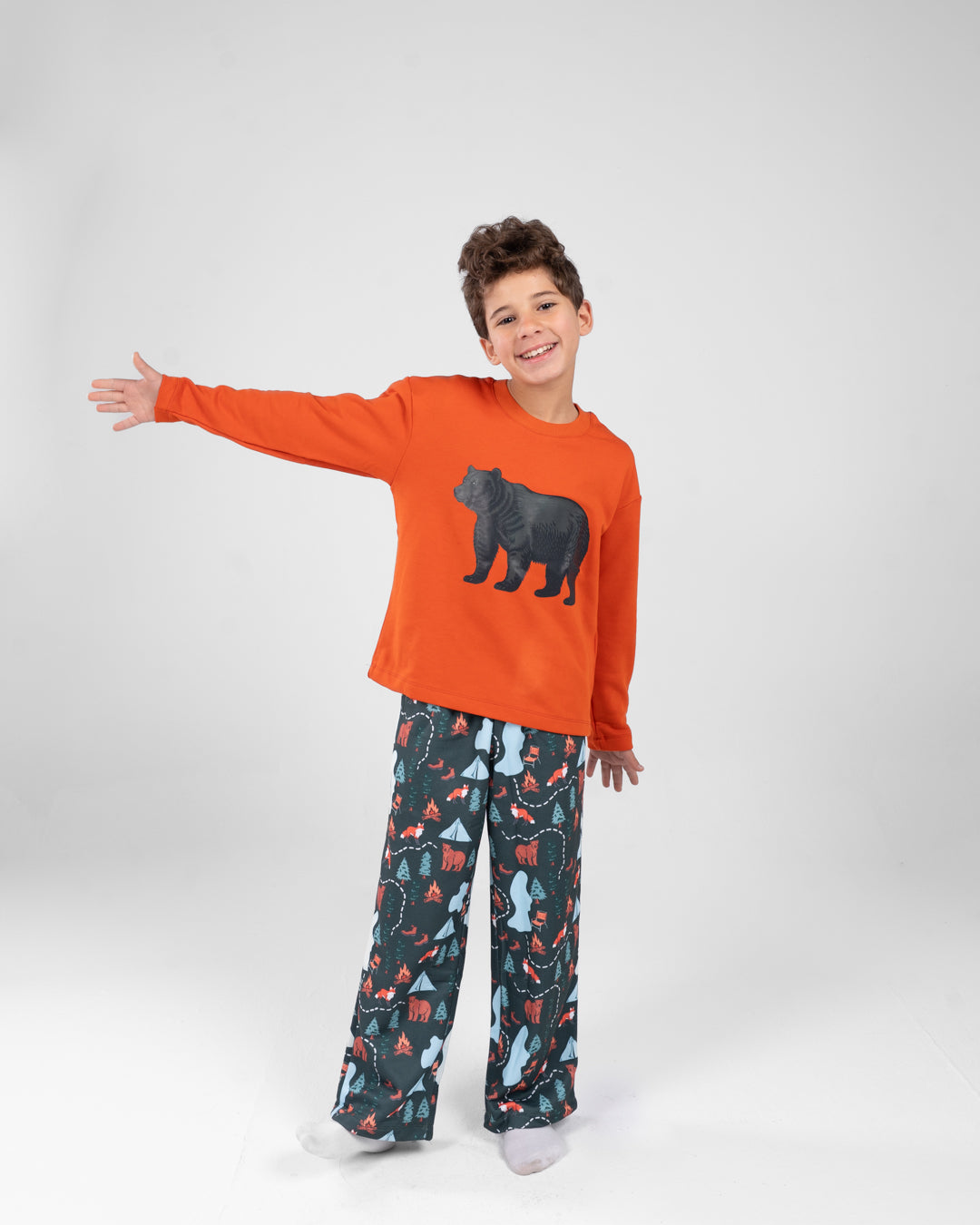 بيجاما أولاد مطبوعة بياقة دائرية