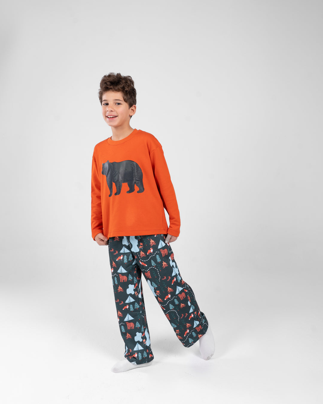 بيجاما أولاد مطبوعة بياقة دائرية