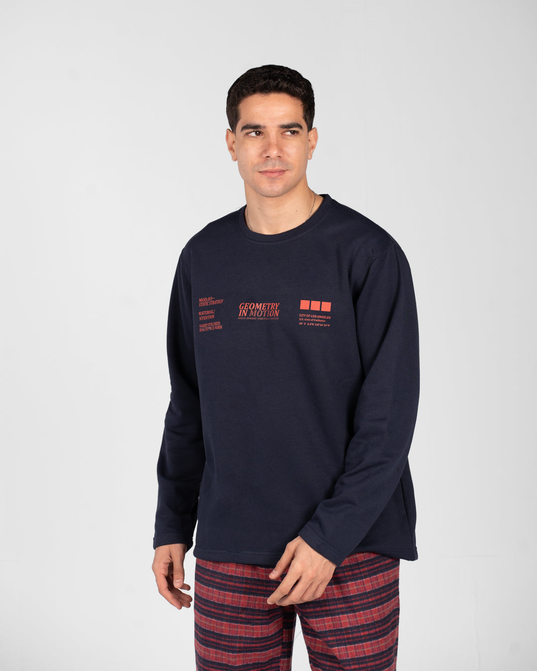 Men Pyjamas Plaid Pants and Plain Top