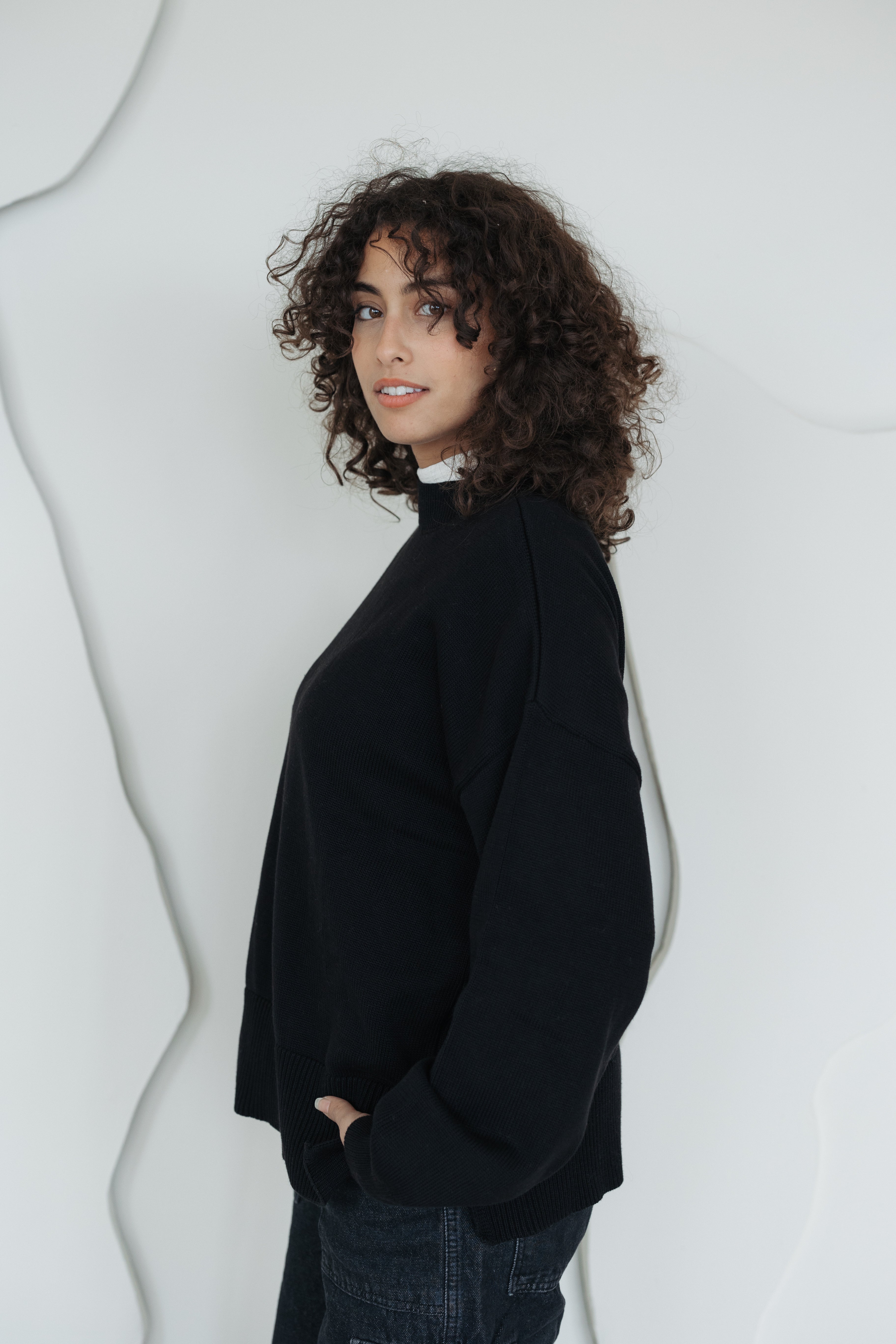 Women Round Neck Pullover