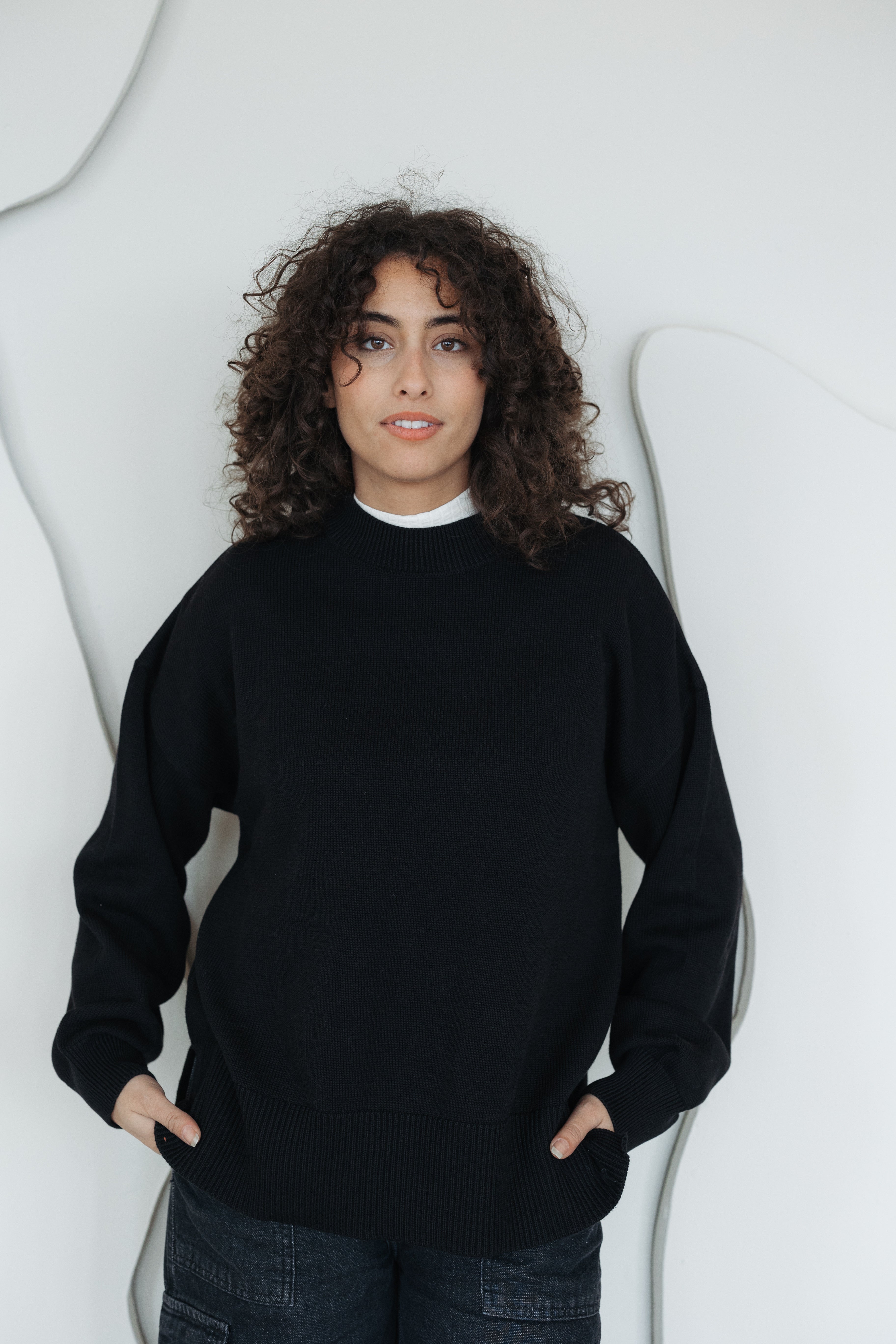 Women Round Neck Pullover