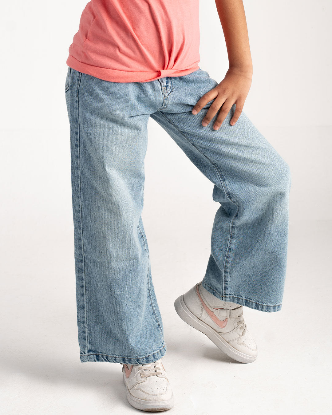 بنطلون واسع الساق للبنات