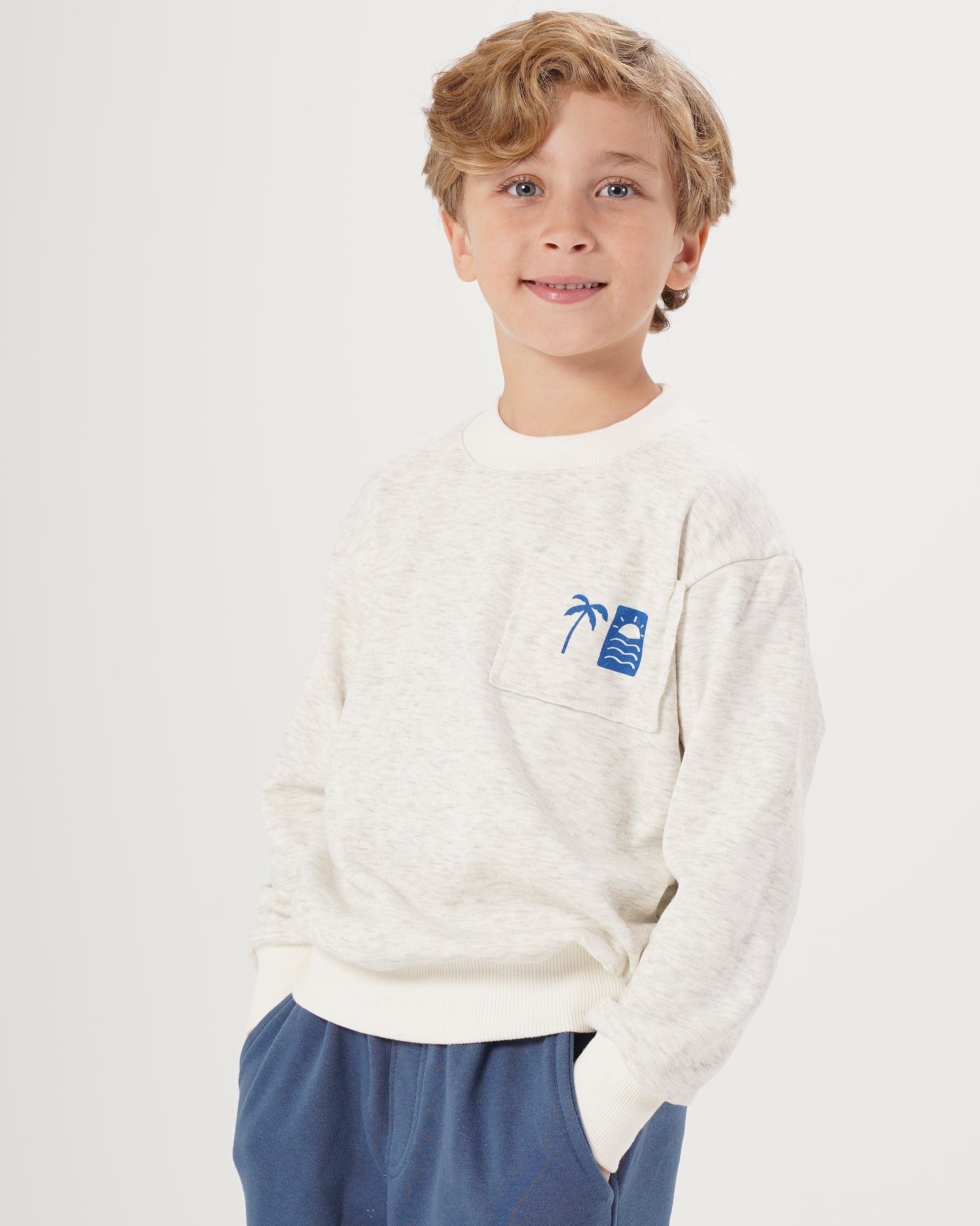 سويت شيرت أولاد مطبوع بياقة دائرية