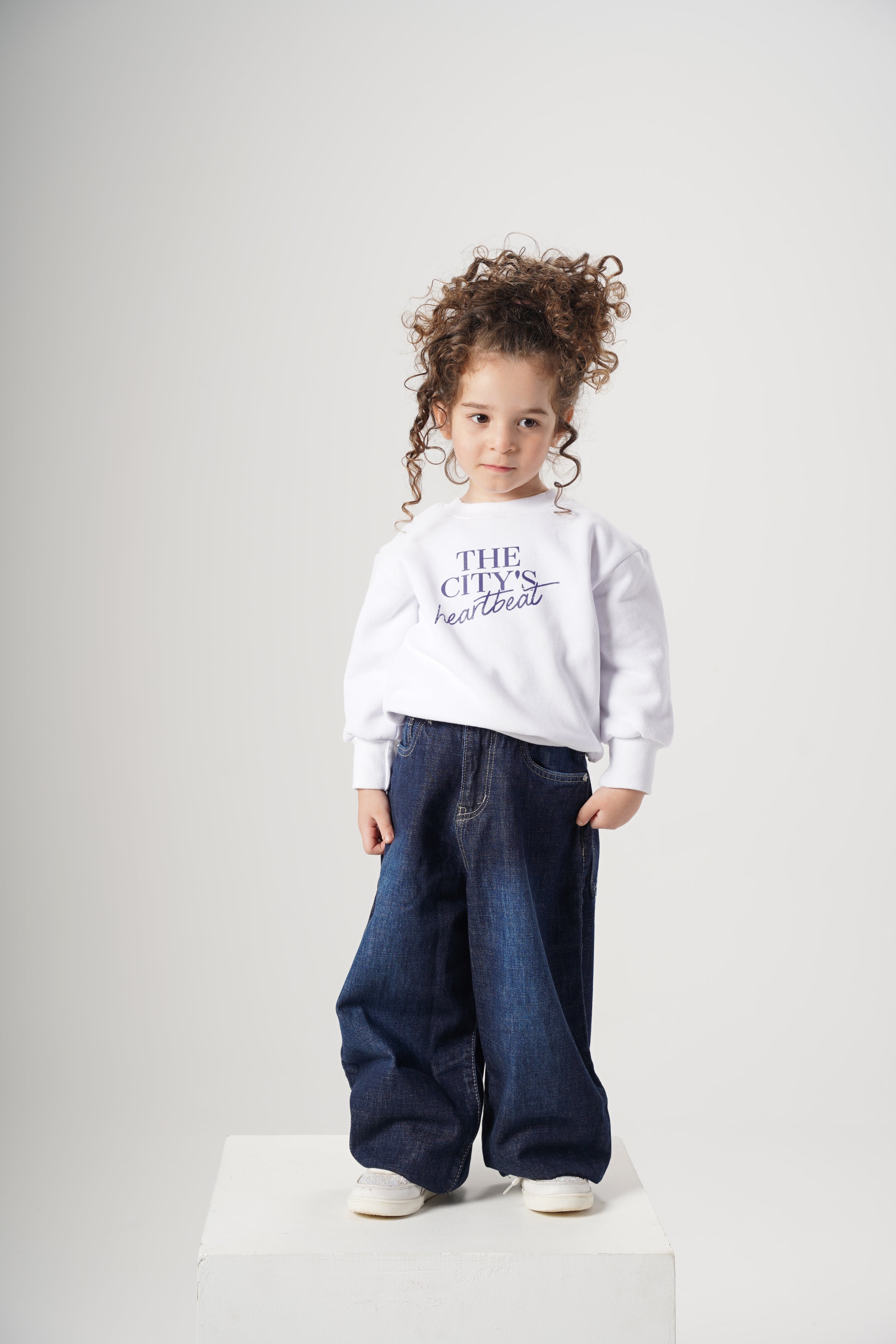 سويت شيرت بناتي مطبوع من الجهتين