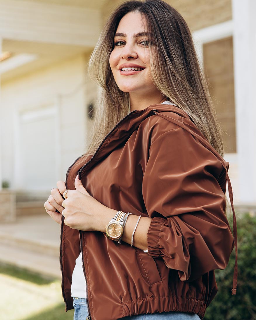 جاكيت نسائي مقاوم للمياة