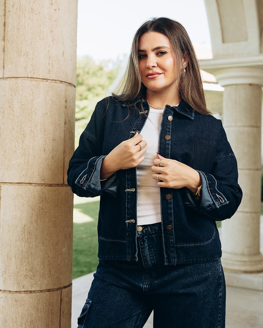 سترة جينز نسائية