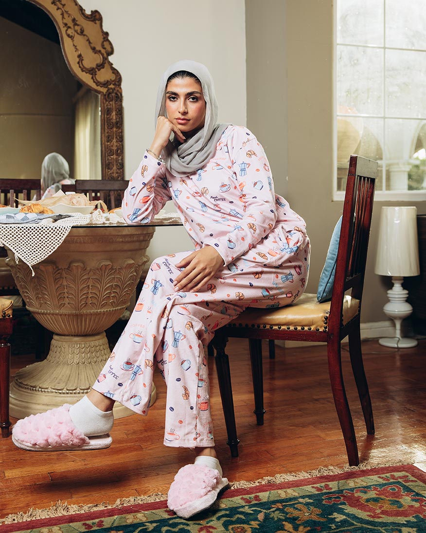 بيجامة نسائي