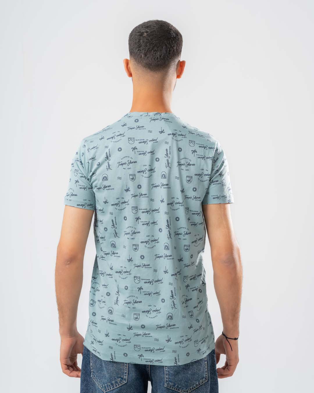 تي شيرت رجالي مطبوع بأكمام قصيرة