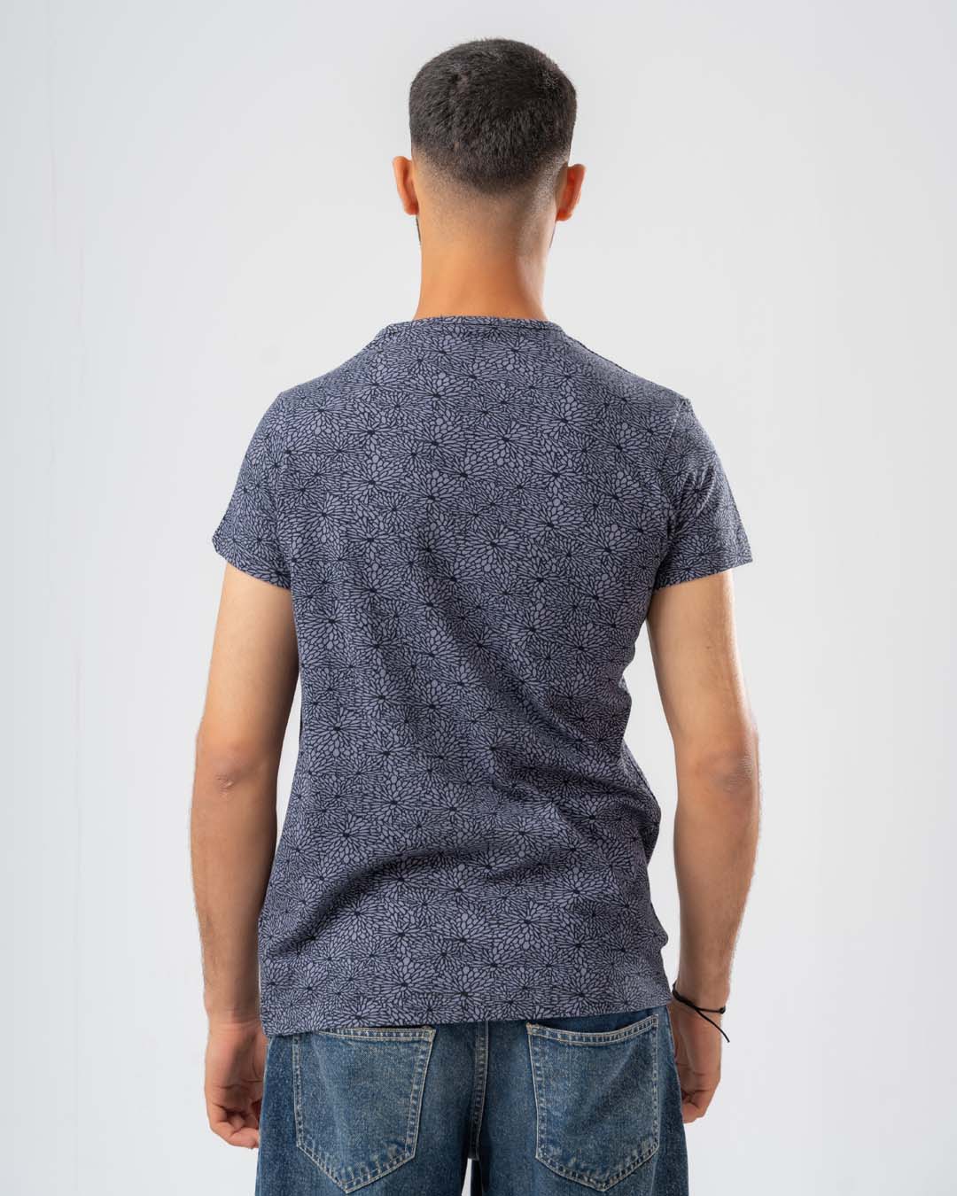 تي شيرت رجالي