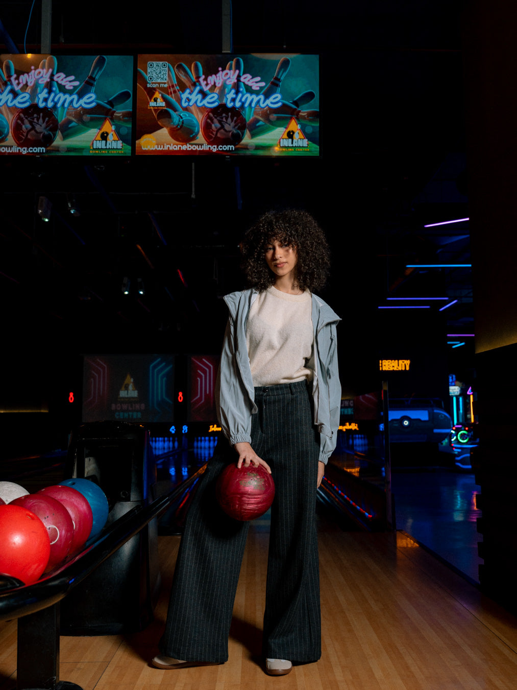 بنطلون نسائي مخطط