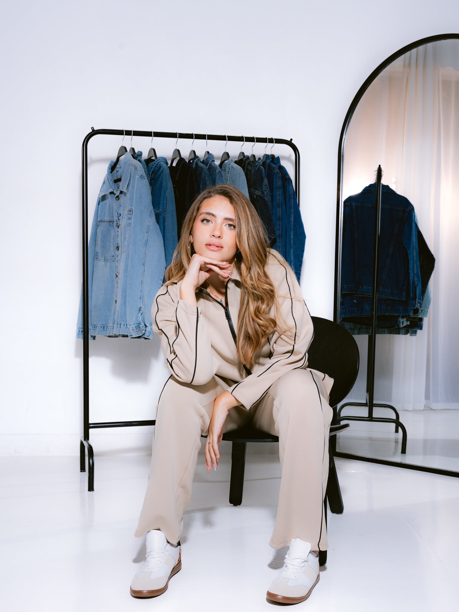 طقم نسائي رياضي