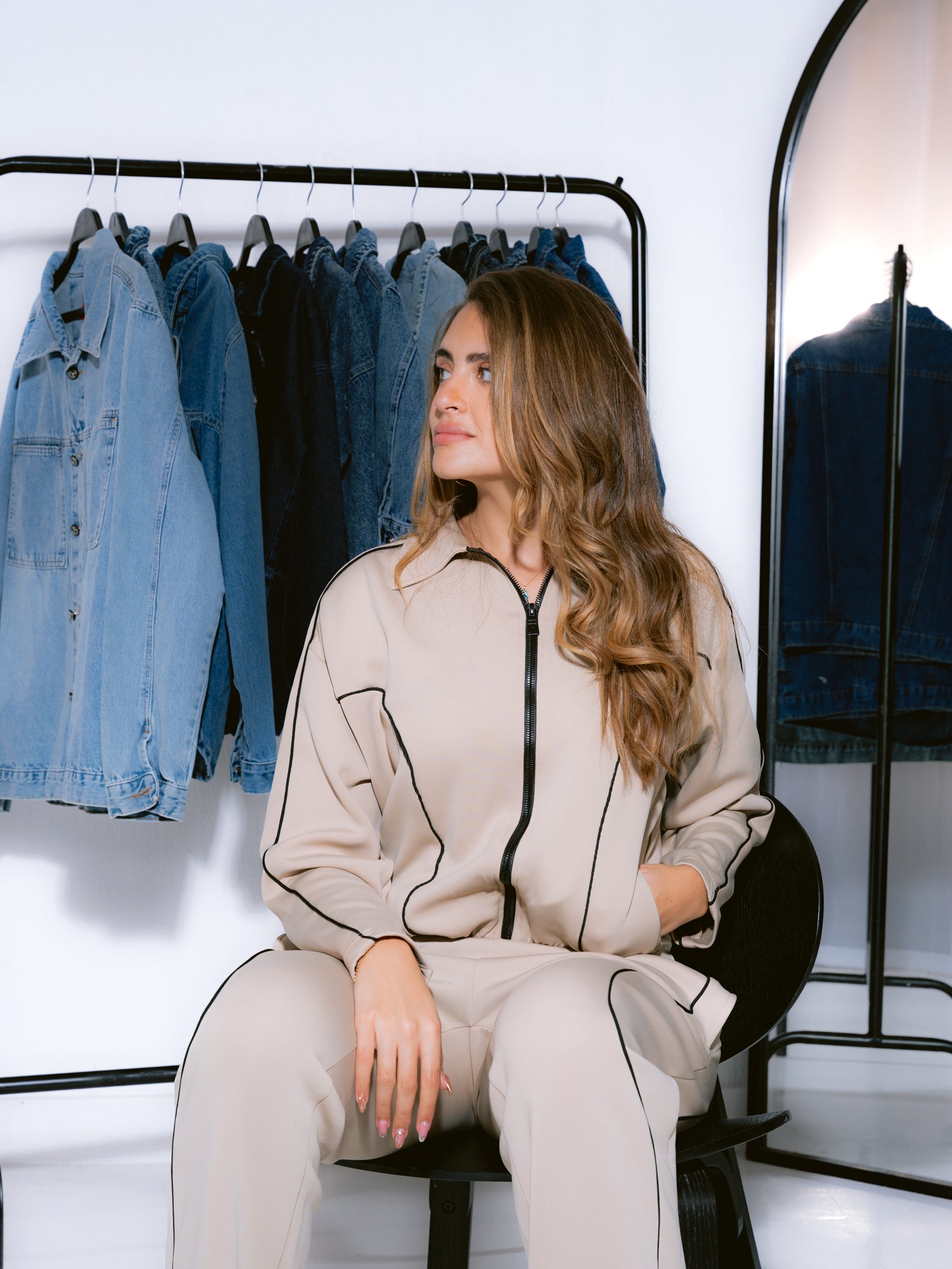 طقم نسائي رياضي