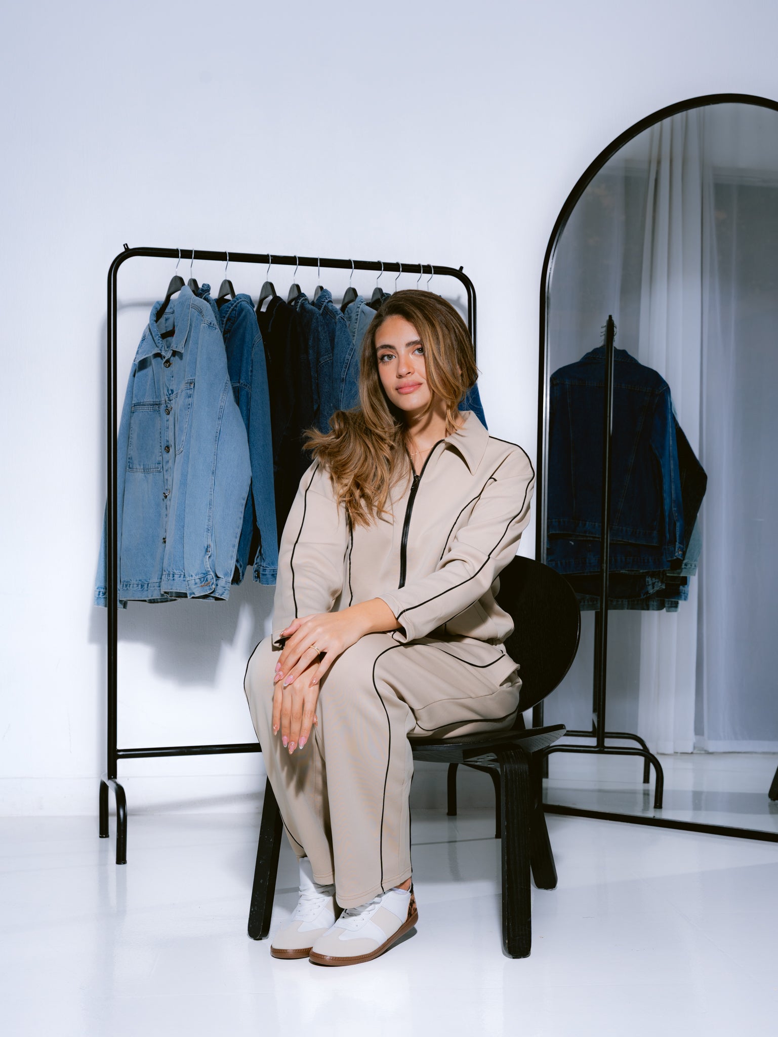 طقم نسائي رياضي