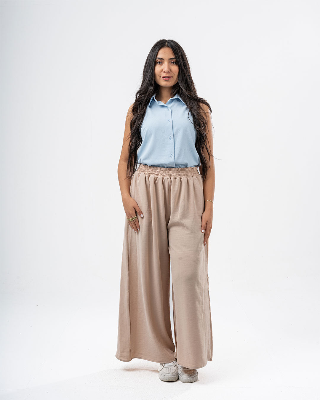 بلوزة كاجوال بدون أكمام