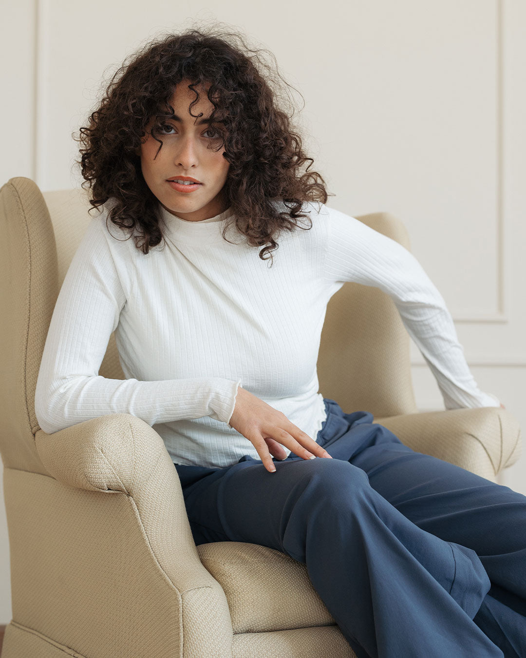 توب بأكمام سادة