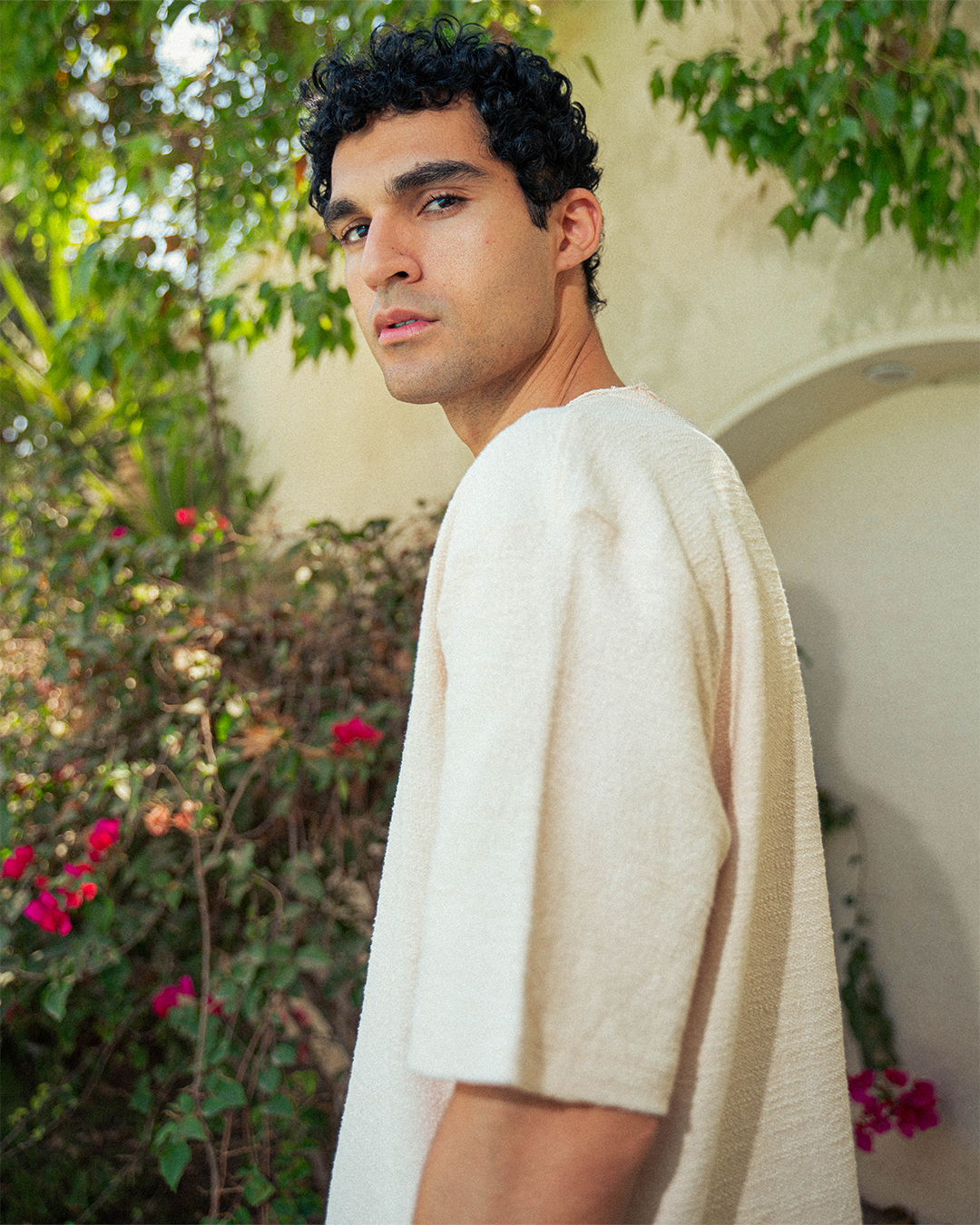 تي شيرت رجالي كبير