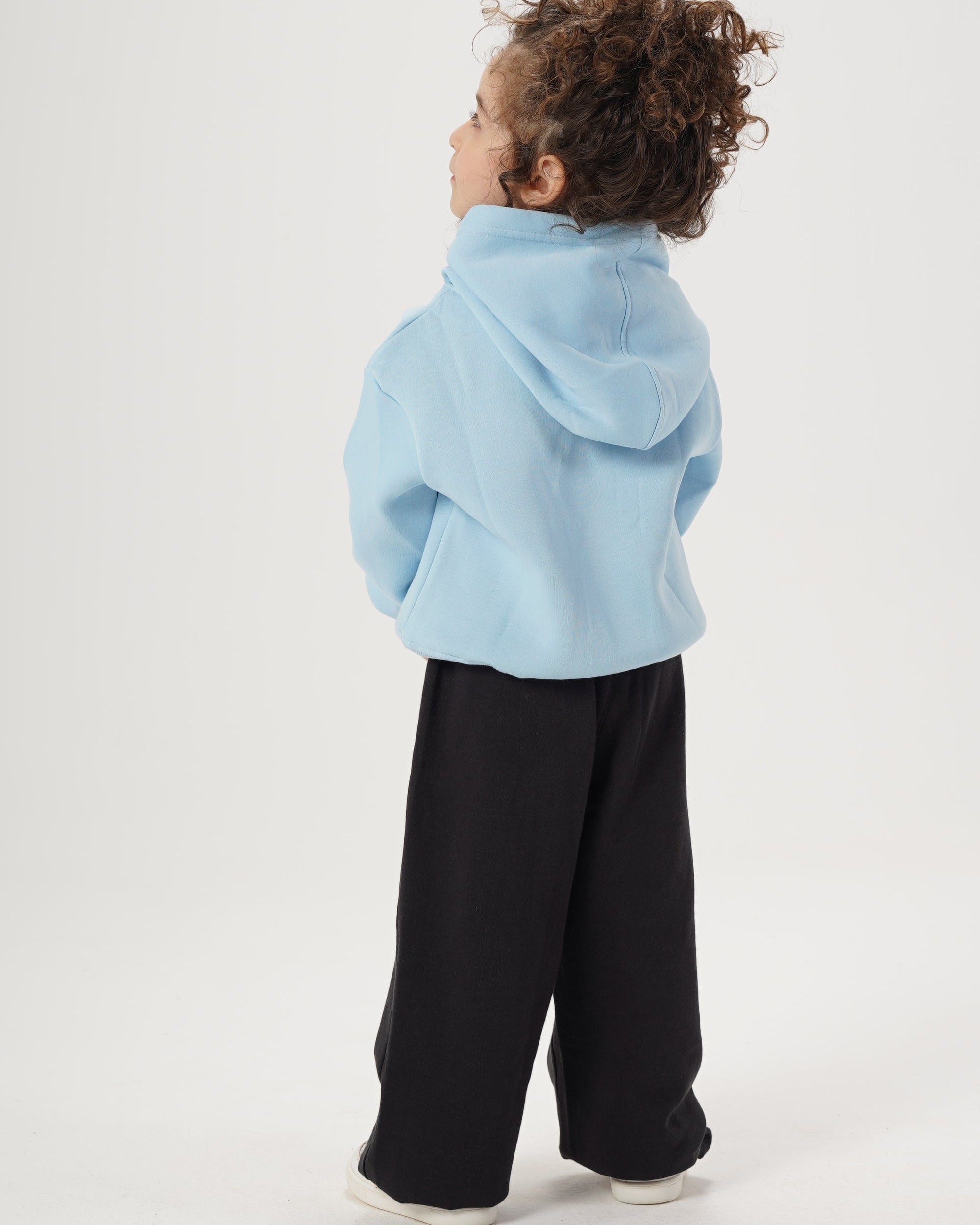 سويت شيرت بناتي بغطاء رأس ومطبوع