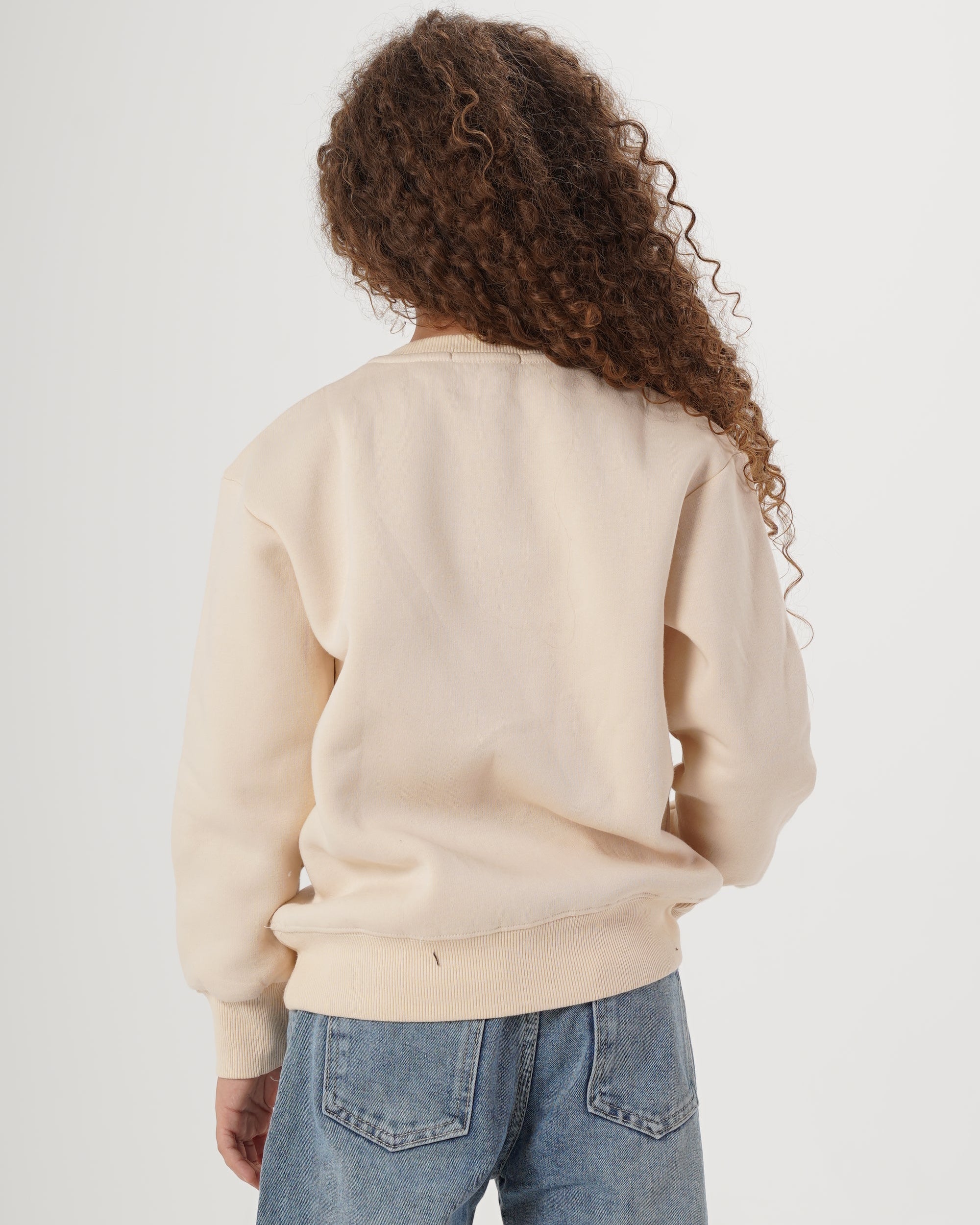 سويت شيرت بناتي برقبة دائرية بطبعة 80