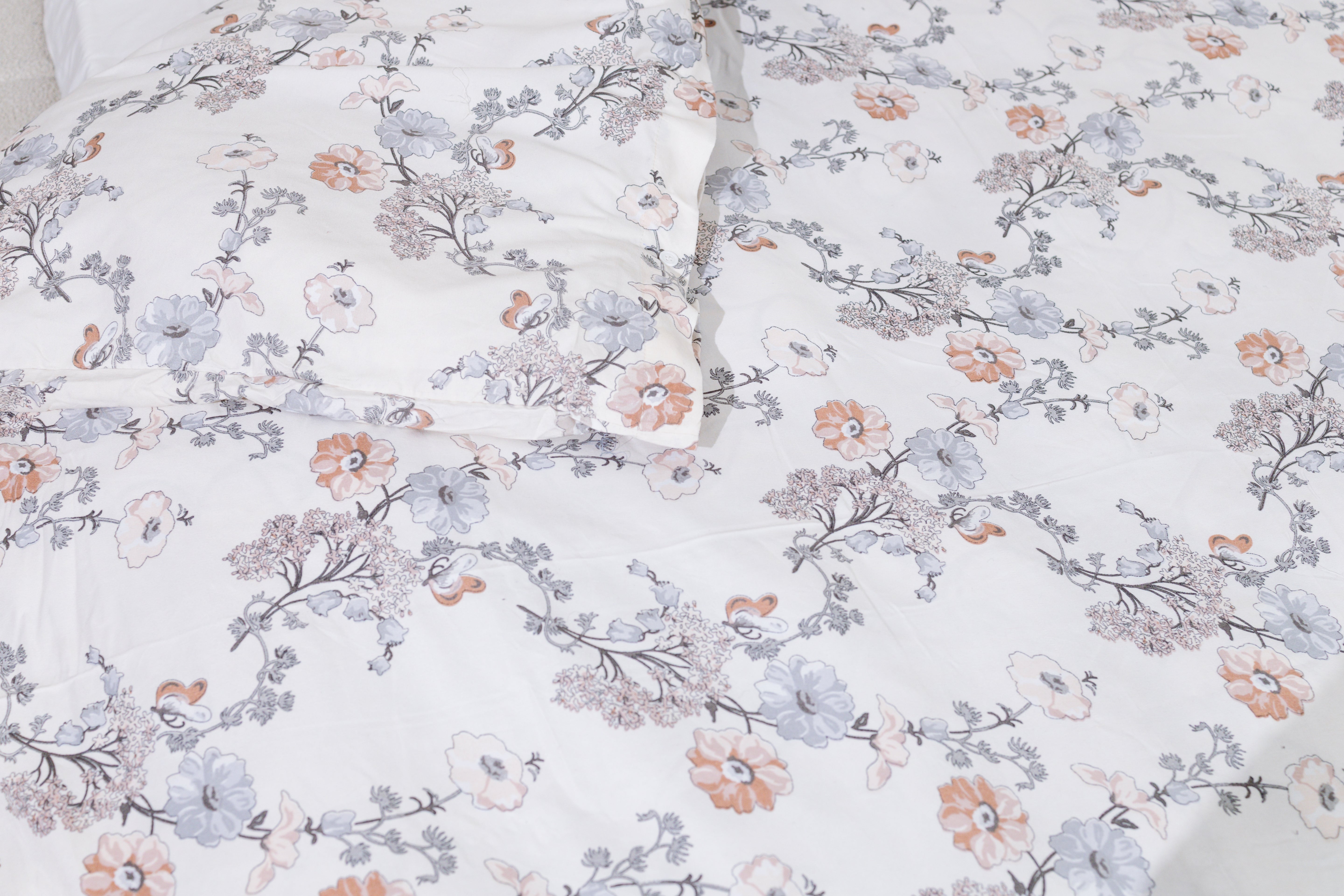 طقم غطاء لحاف + ٢ غطاء وسادة