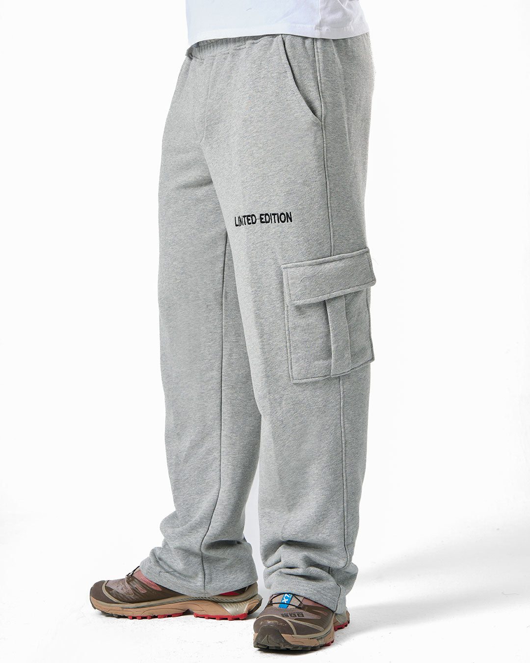 بنطلون واسع الساق