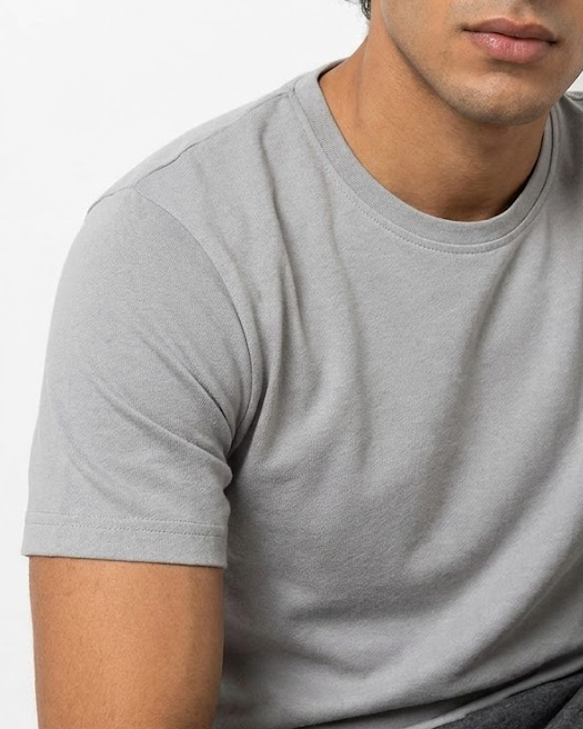 Men Plain Half Sleeves T-shirt