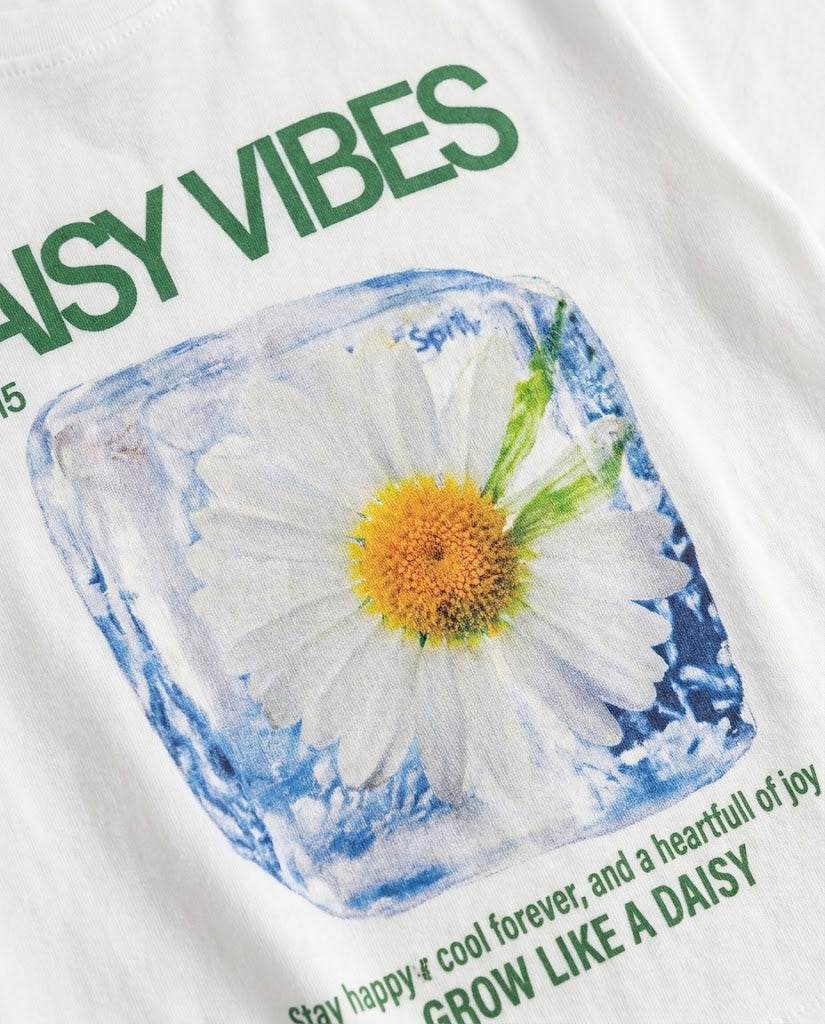 Girls Printed Daisy Vibes half Sleeves T-shirt