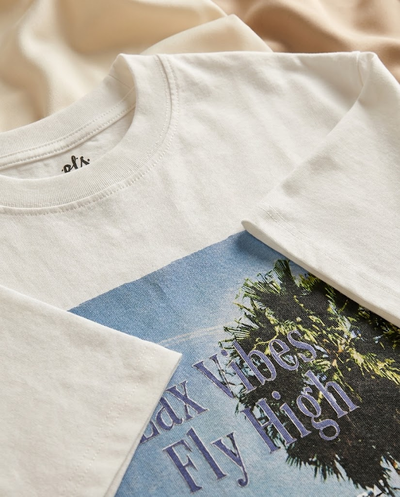 MEN PRINTED LAX VIBES OVER SIZE T-SHIRT