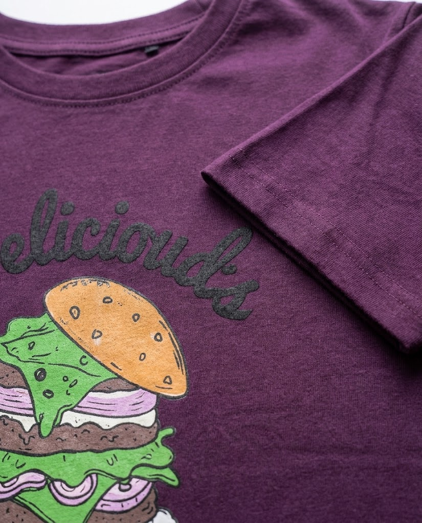 MEN PRINTED SANDWICH HALF SLEEVES T-SHIRT