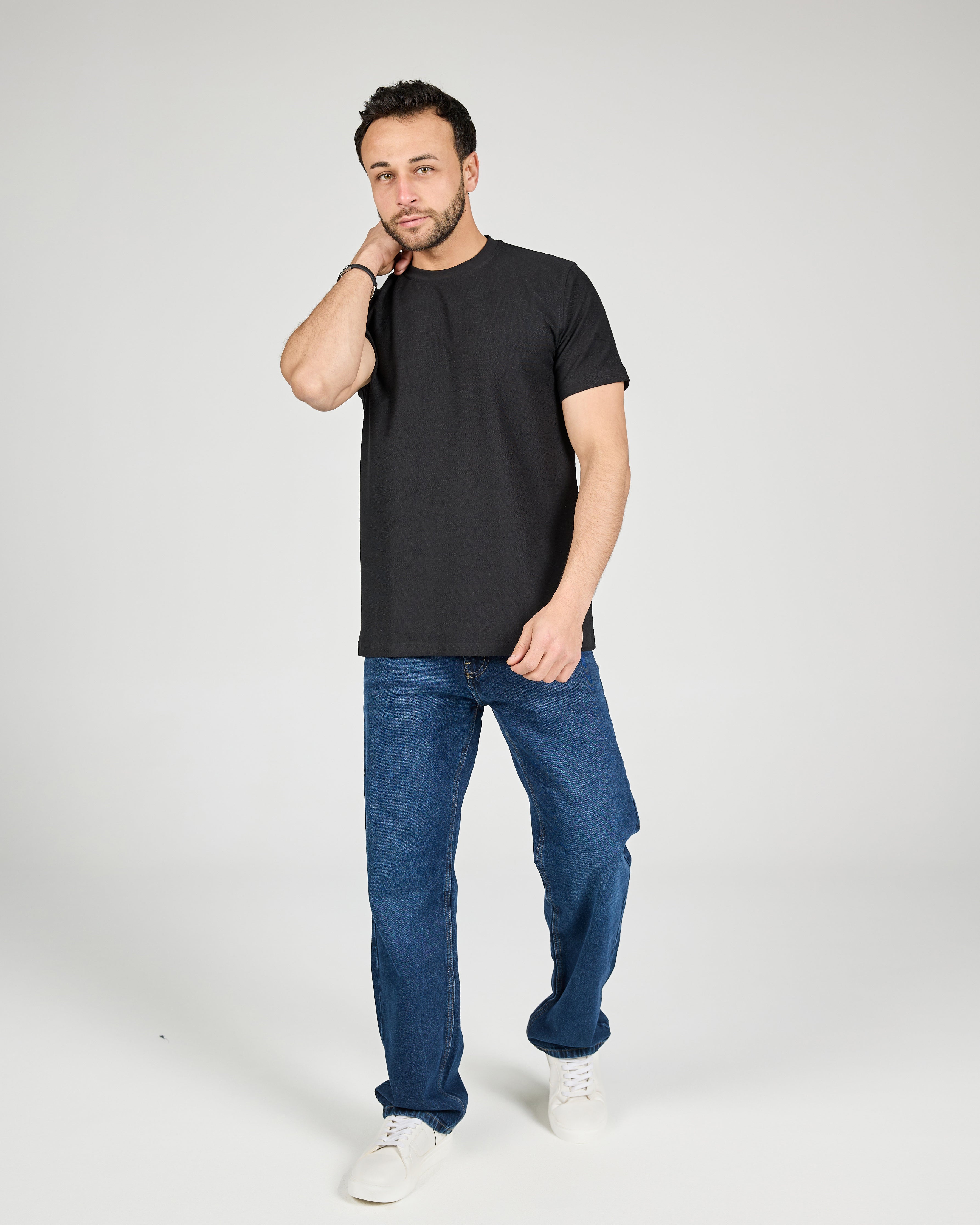 Men Jaqured Half Sleeves T-shirt