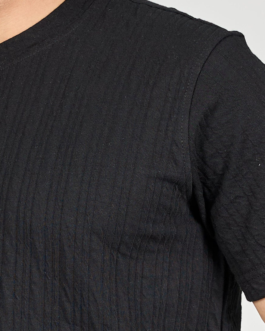 Men Jaqured Half Sleeves T-shirt