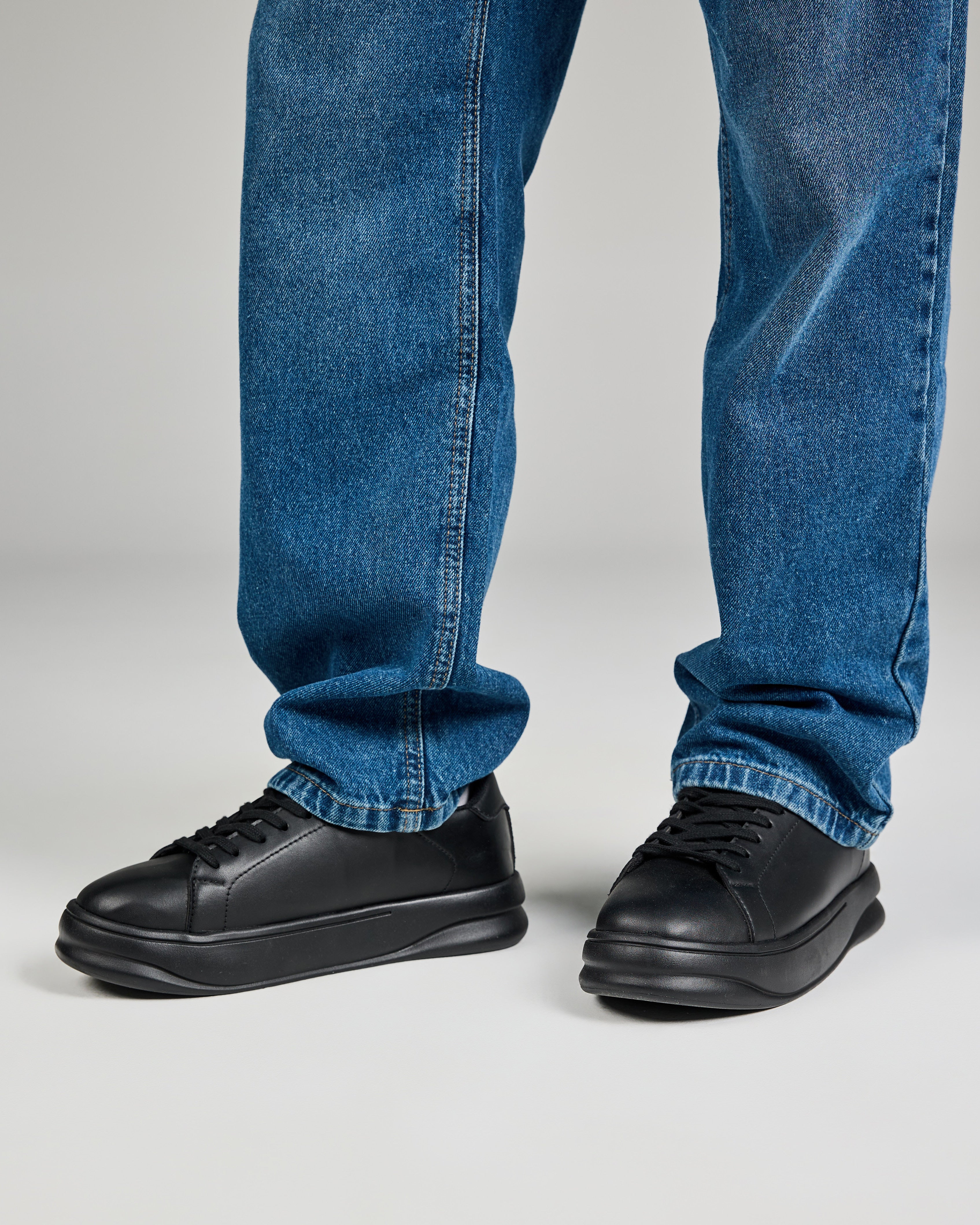 Men Flat Sneaker