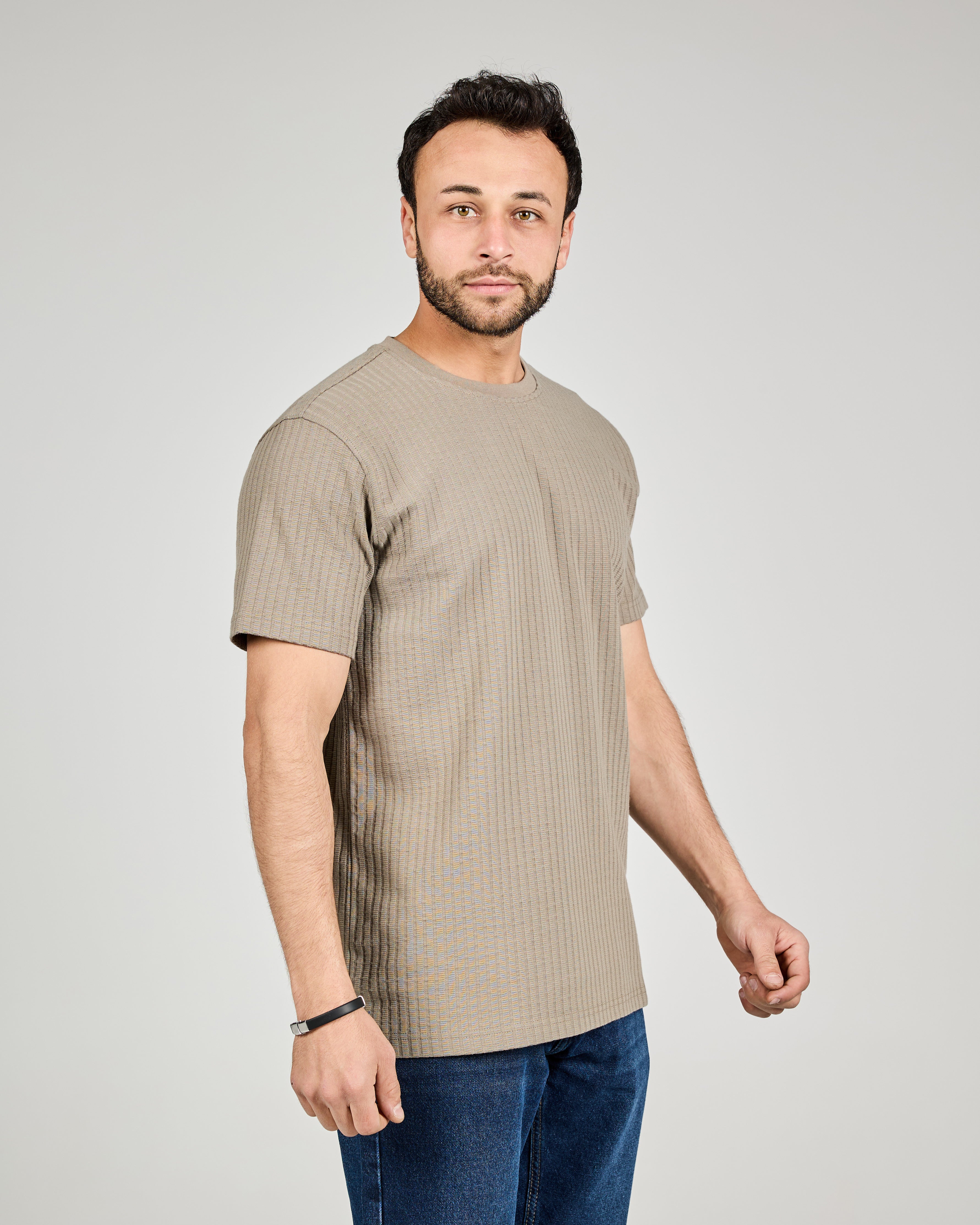 Men Jaqured Half Sleeves T-shirt