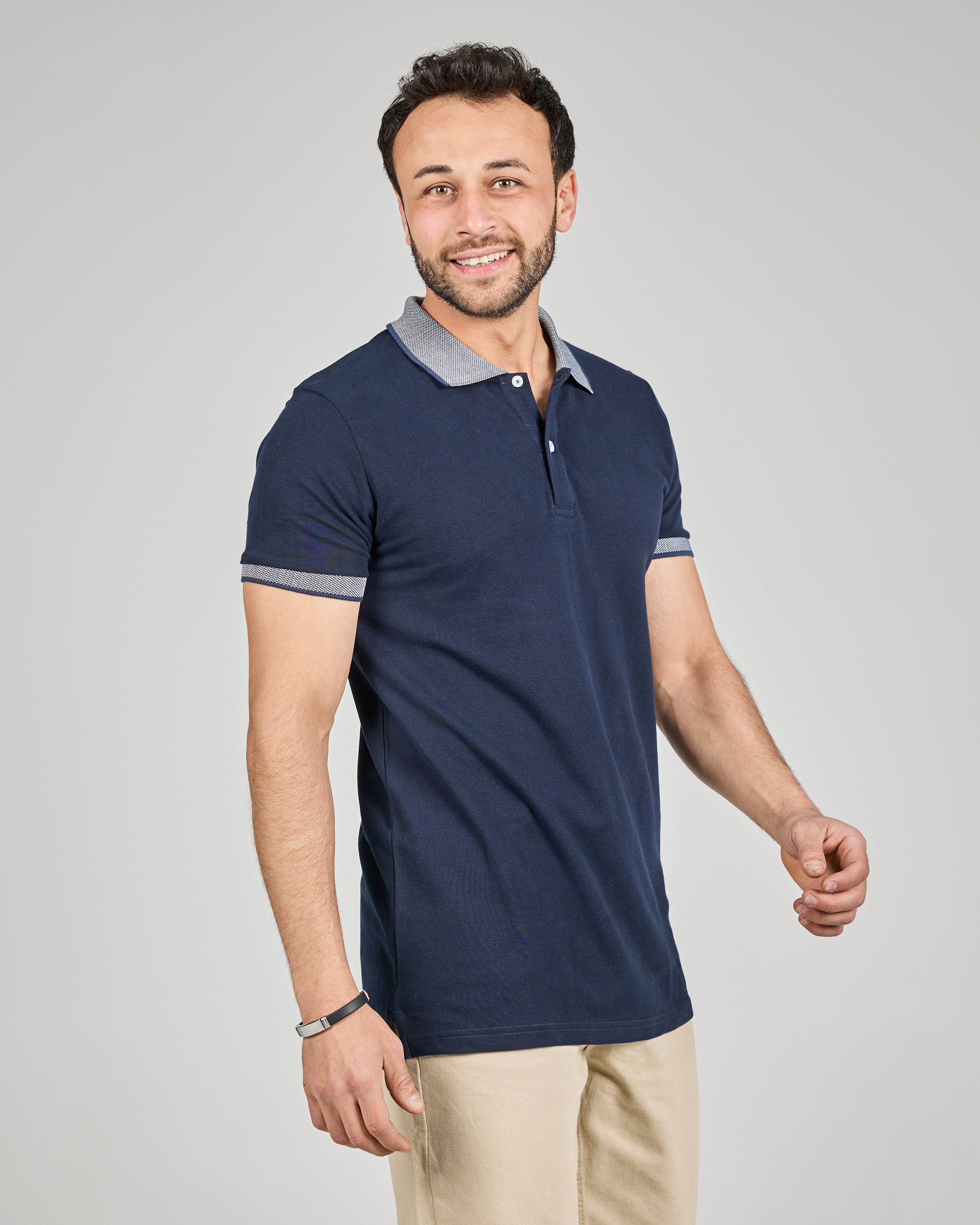 MEN JAQURED HALF SLEEVES POLO T-SHIRT