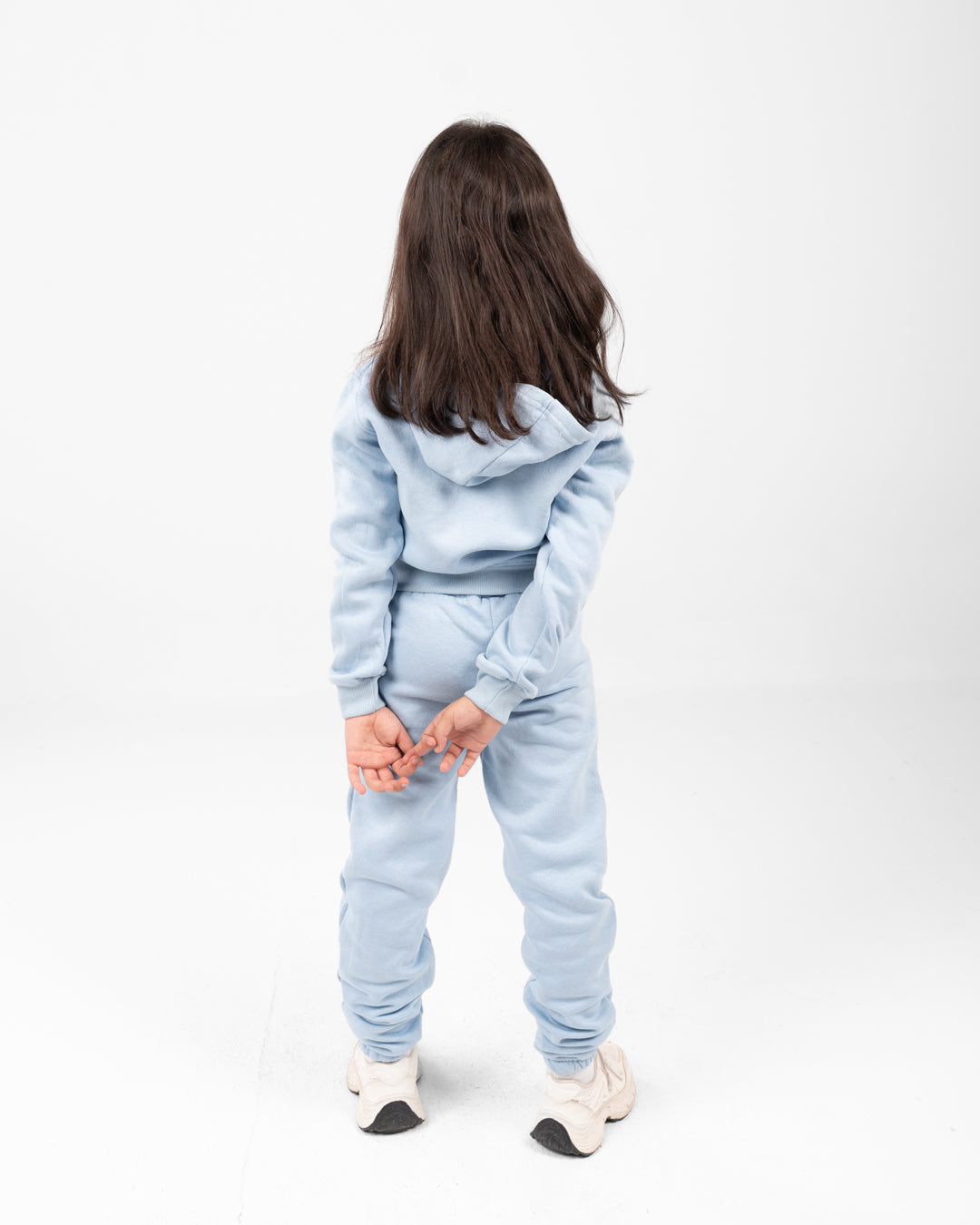 مجموعة تدريب للبنات مع غطاء للرأس