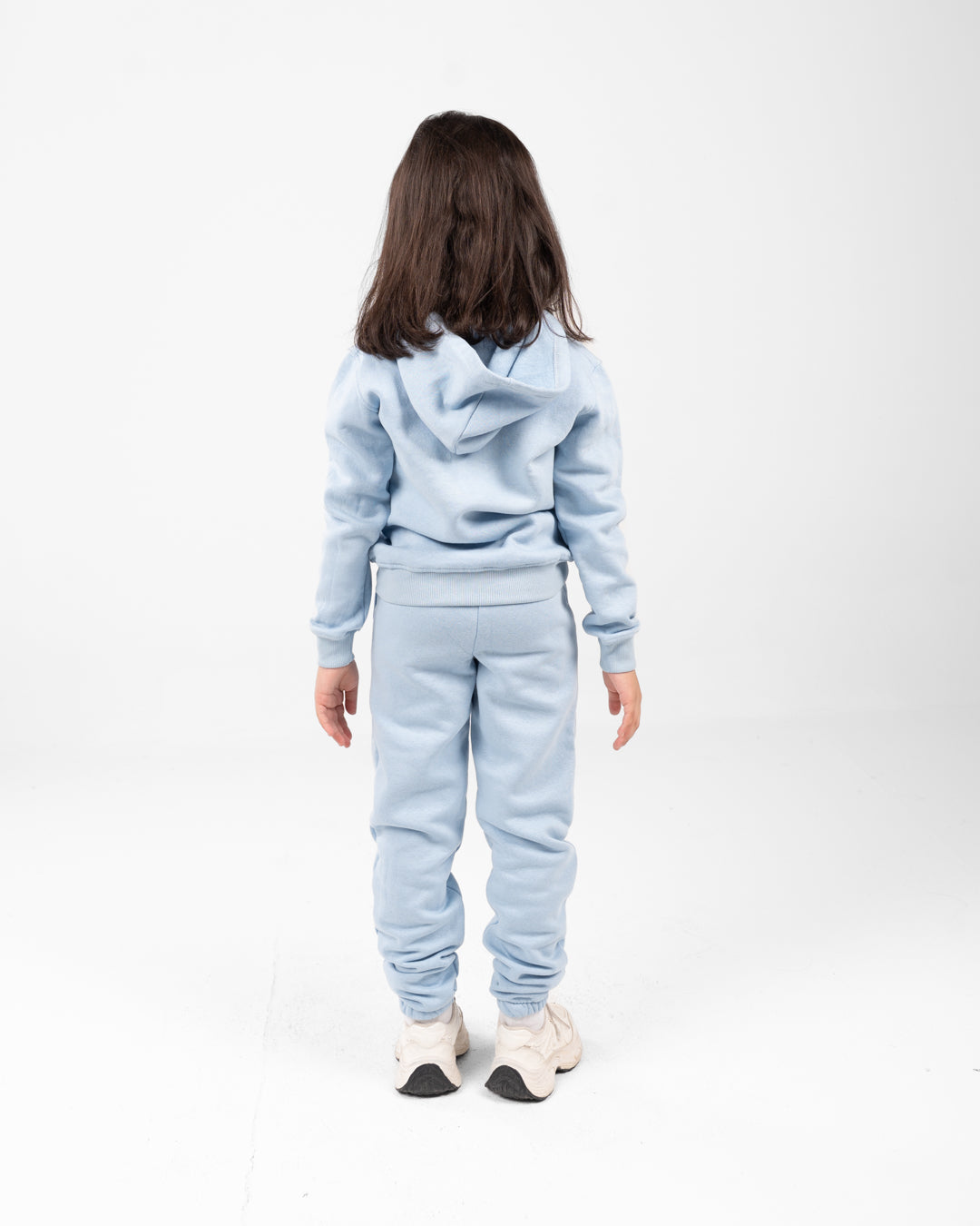 مجموعة تدريب للبنات مع غطاء للرأس