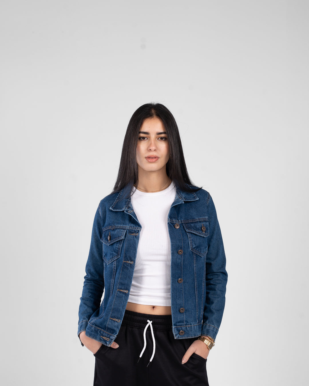 سترة جينز قصيرة