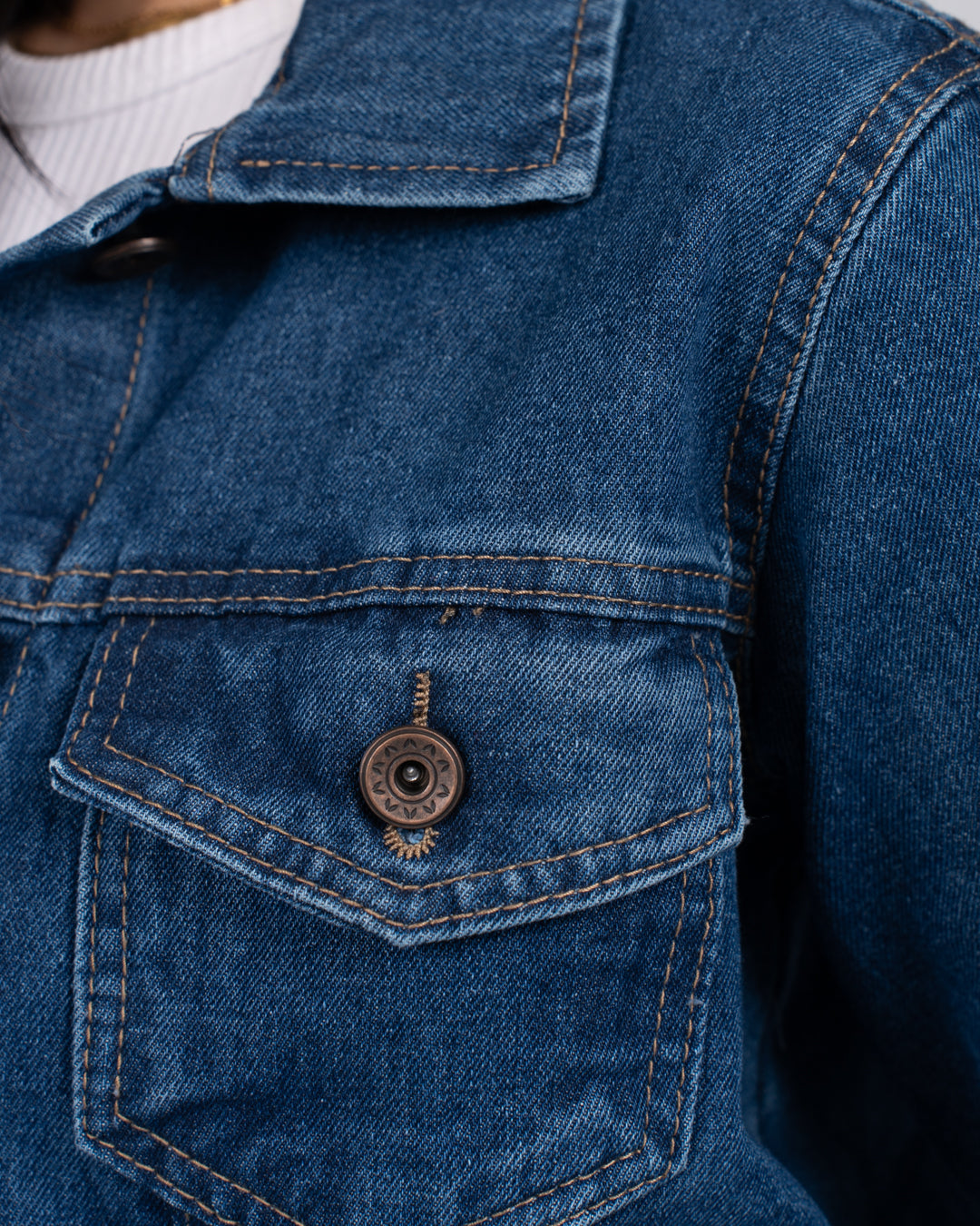 سترة جينز قصيرة