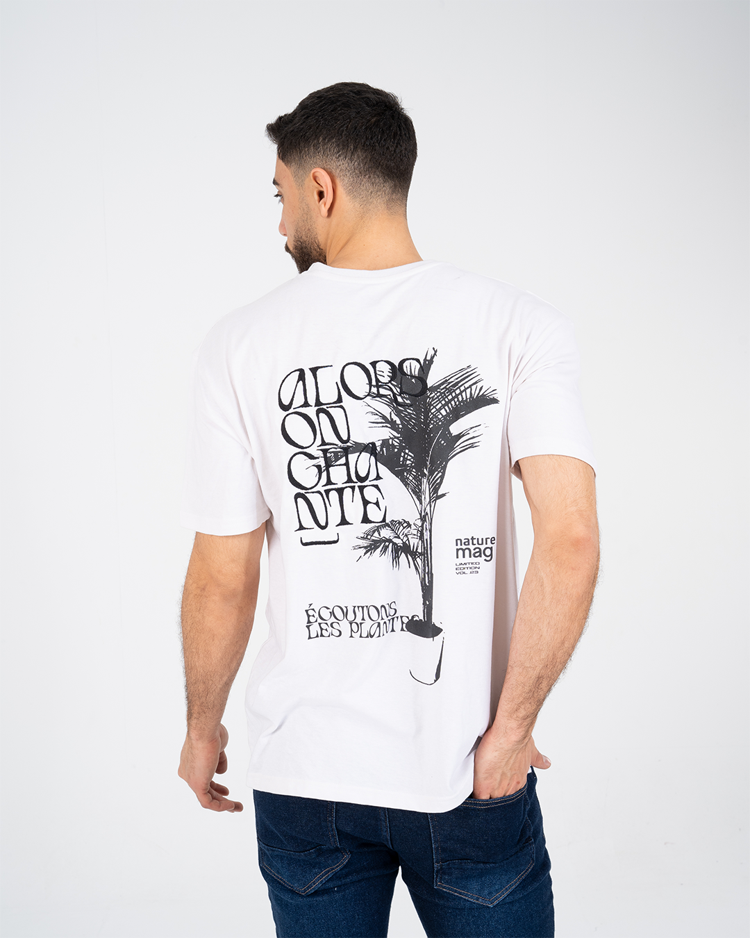 تي شيرت رجالي مطبوع كبير الحجم