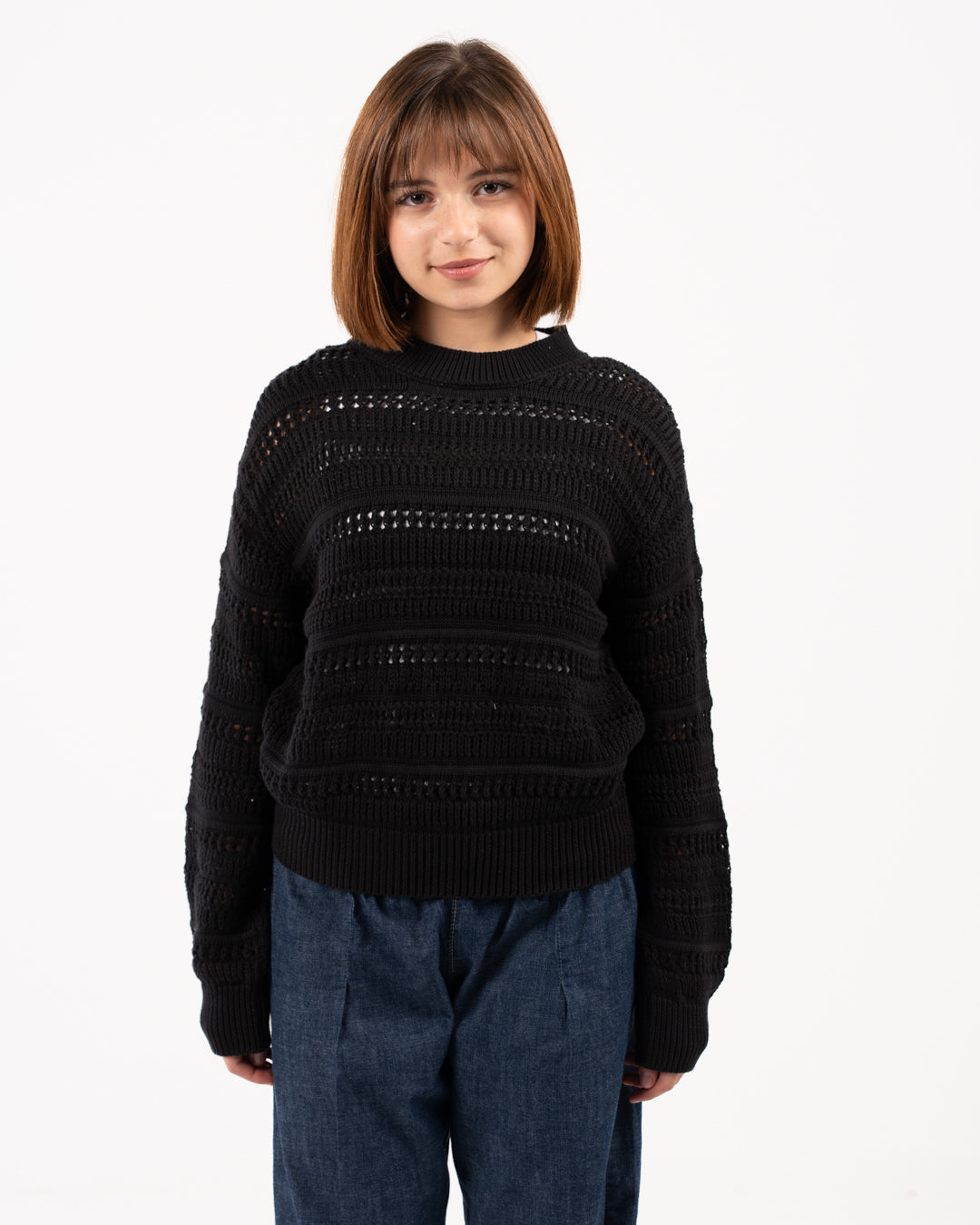 سترة أغوري سادة برقبة دائرية للبنات