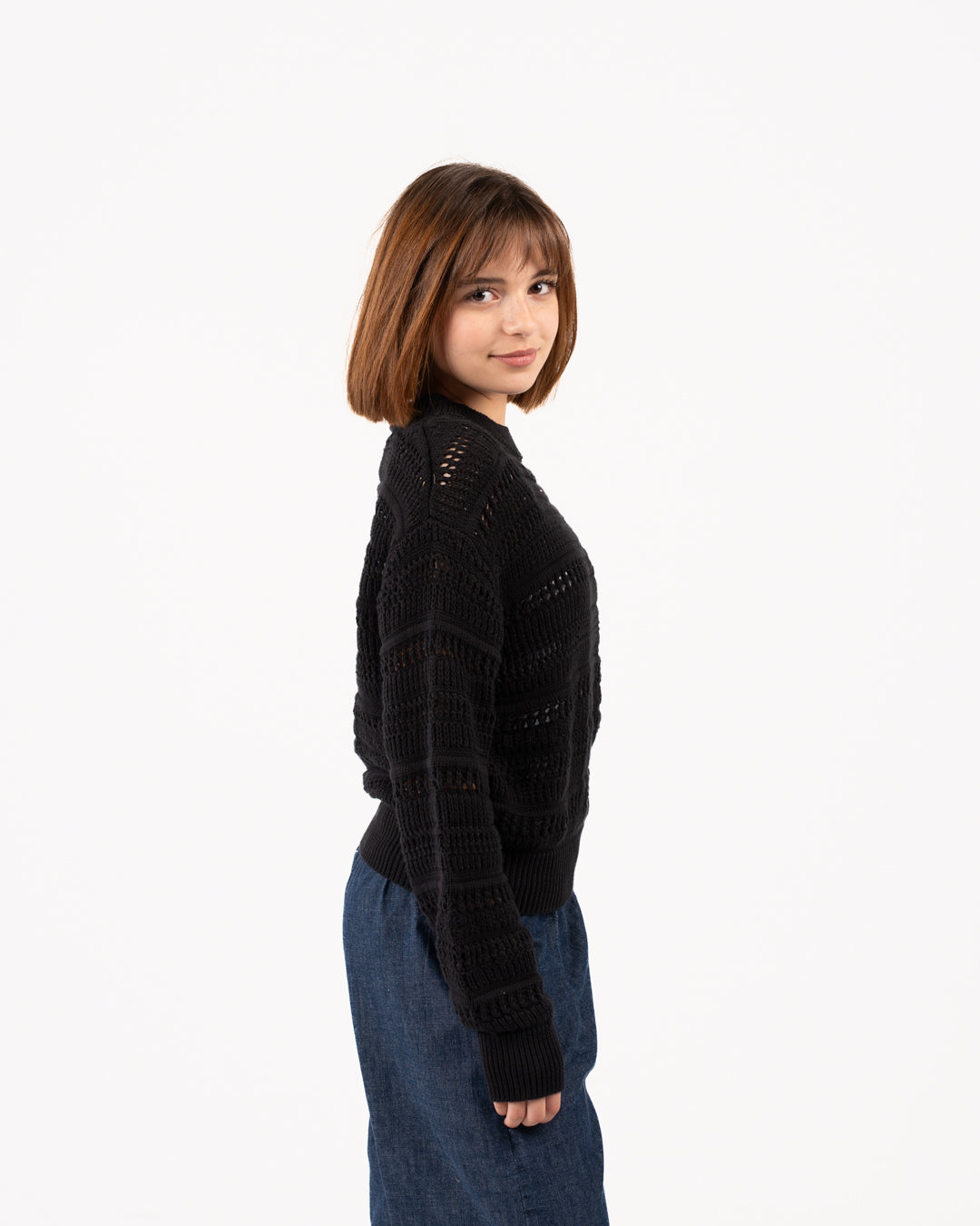 سترة أغوري سادة برقبة دائرية للبنات