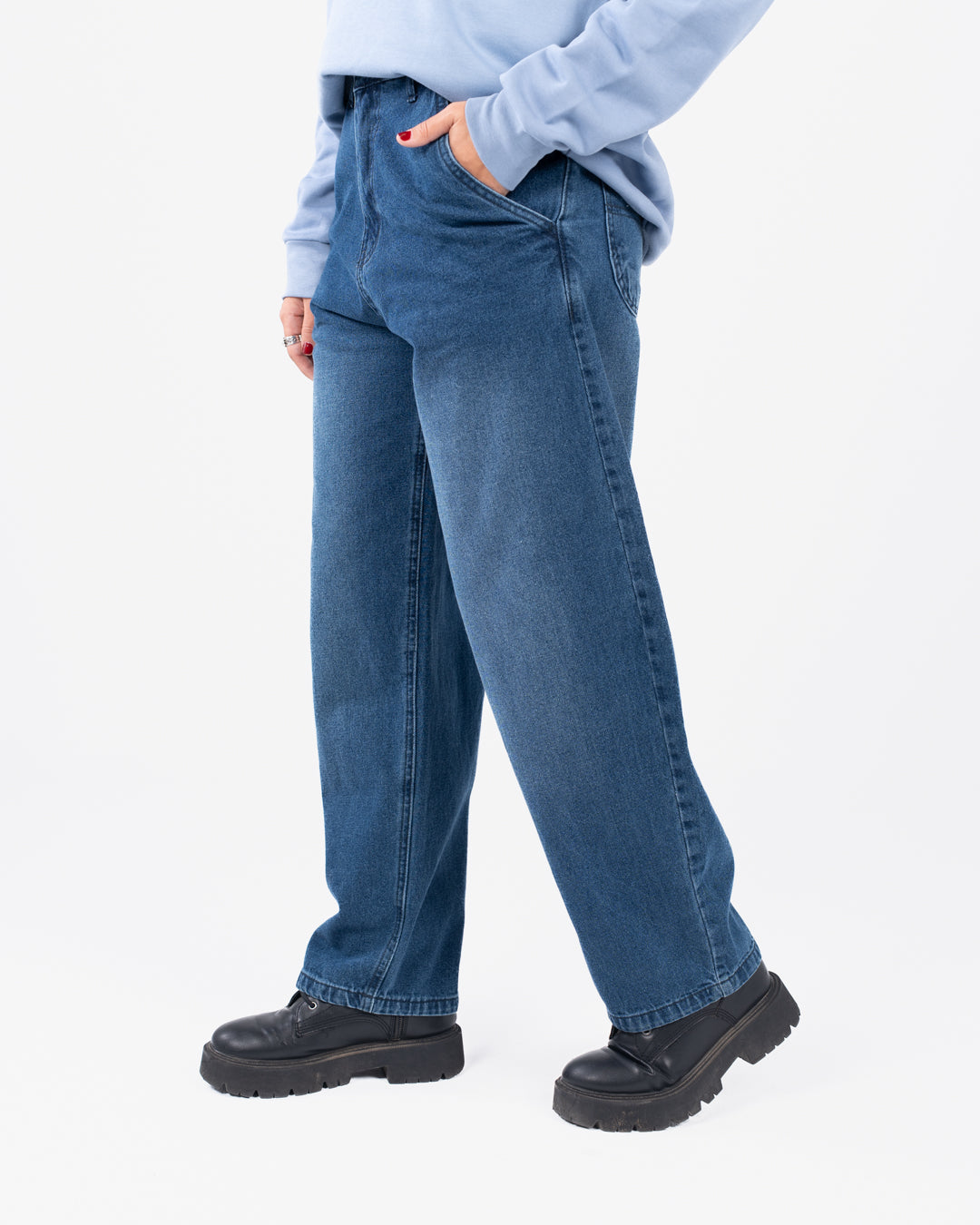 Relaxed Fit Women Jeans