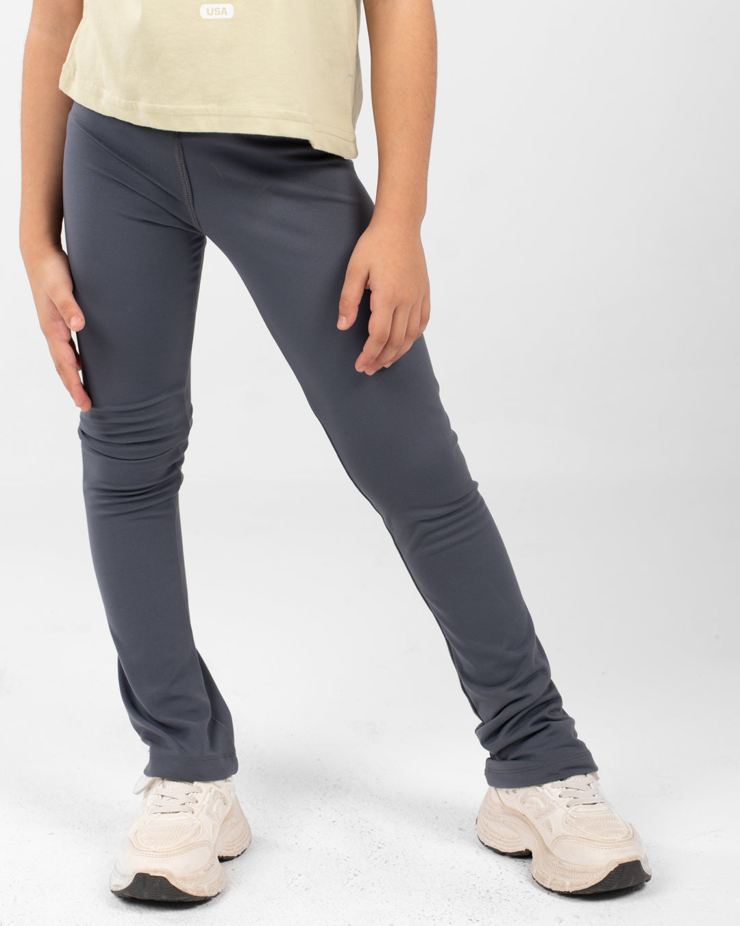 بنطلون ليغينغ واسع