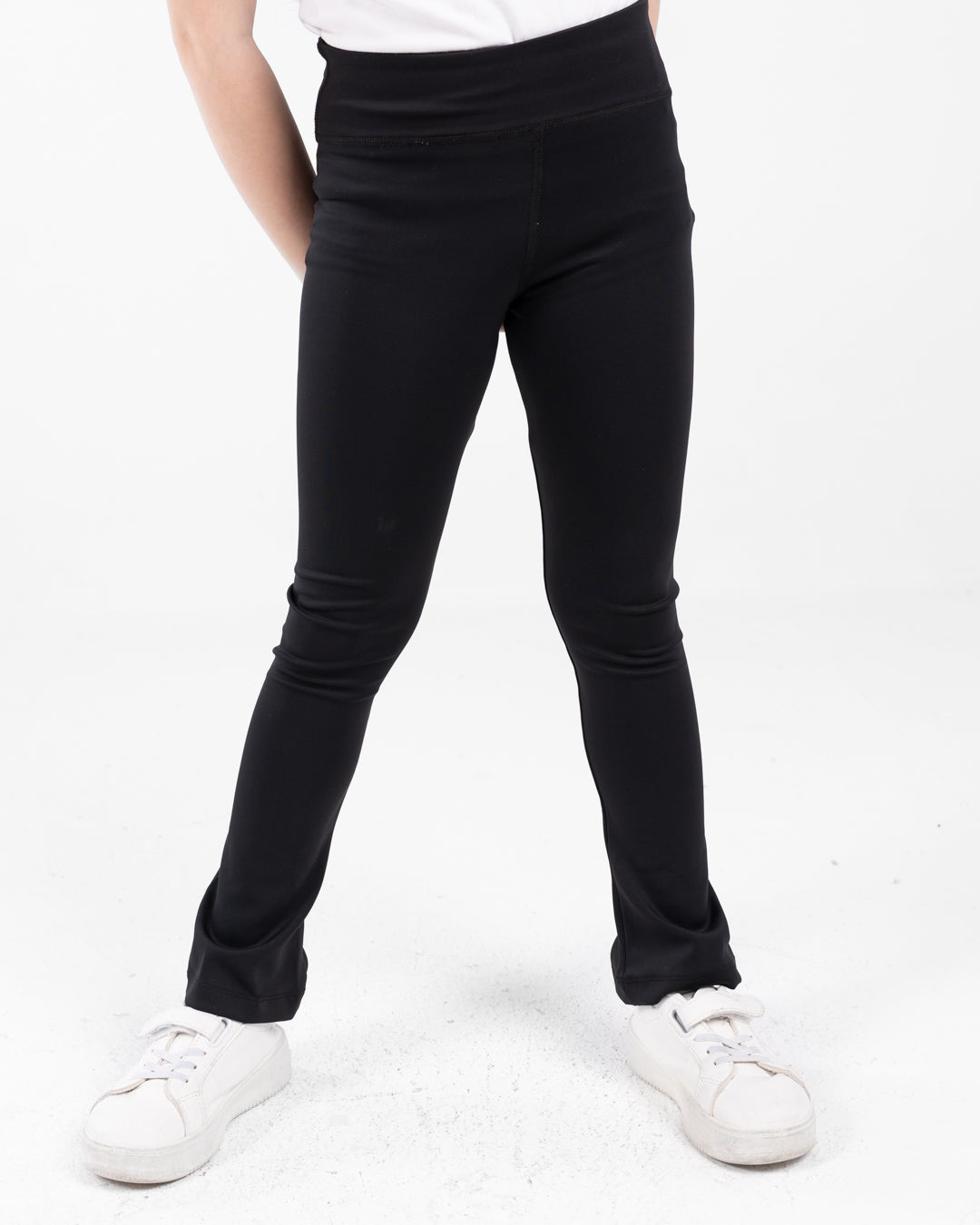 بنطلون ليغينغ واسع